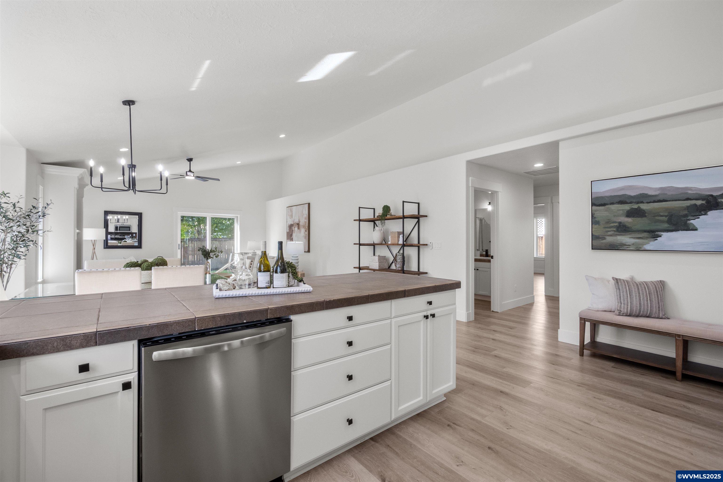 14902 Smith Rock Av