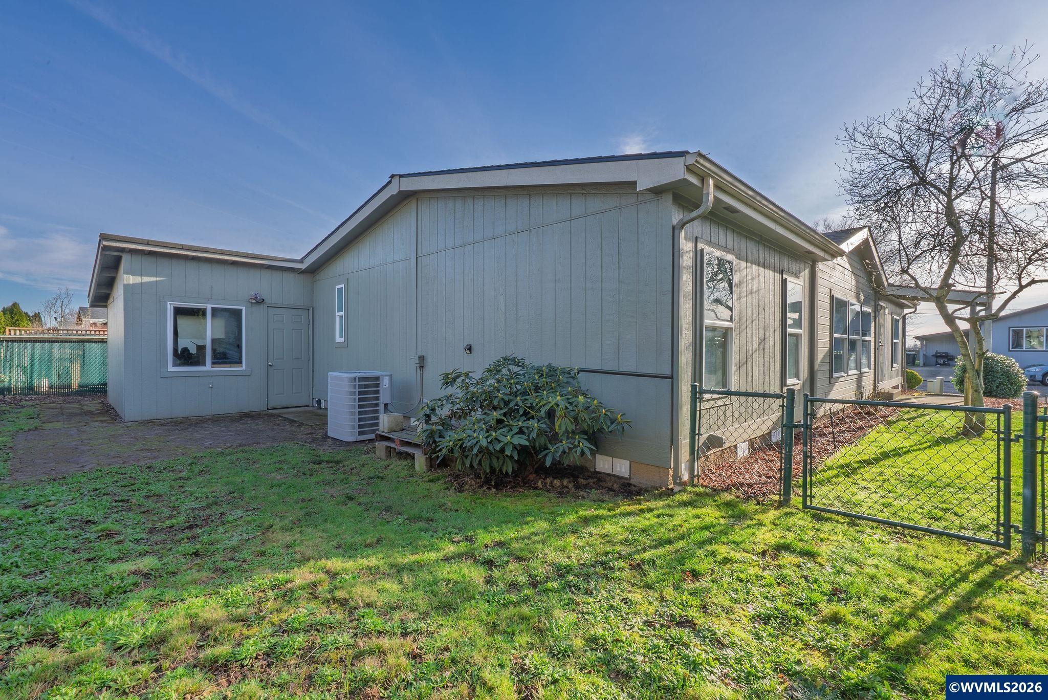 11105 Main St Unit: 26