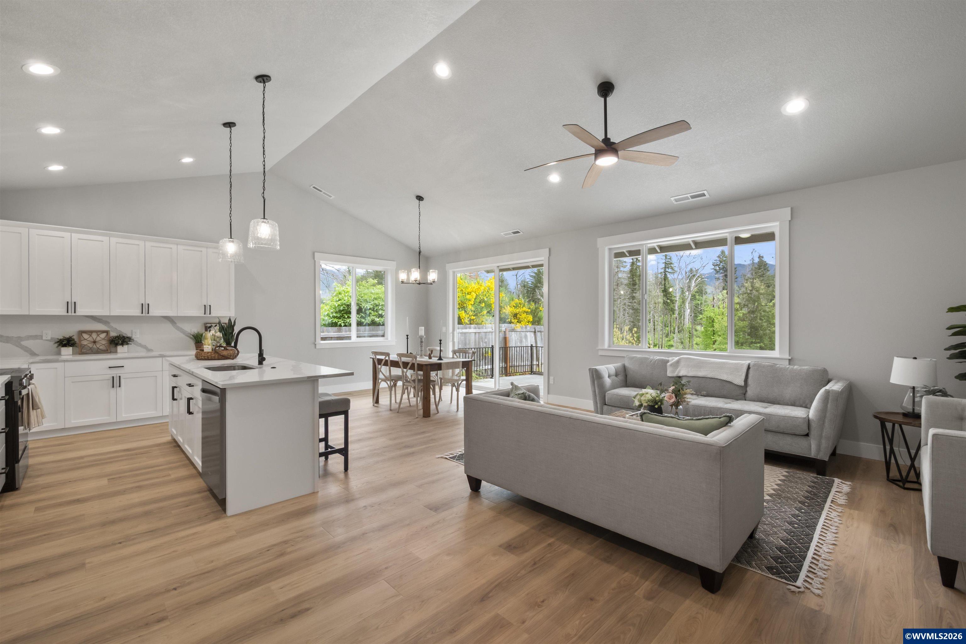 241 Dogwood Dr