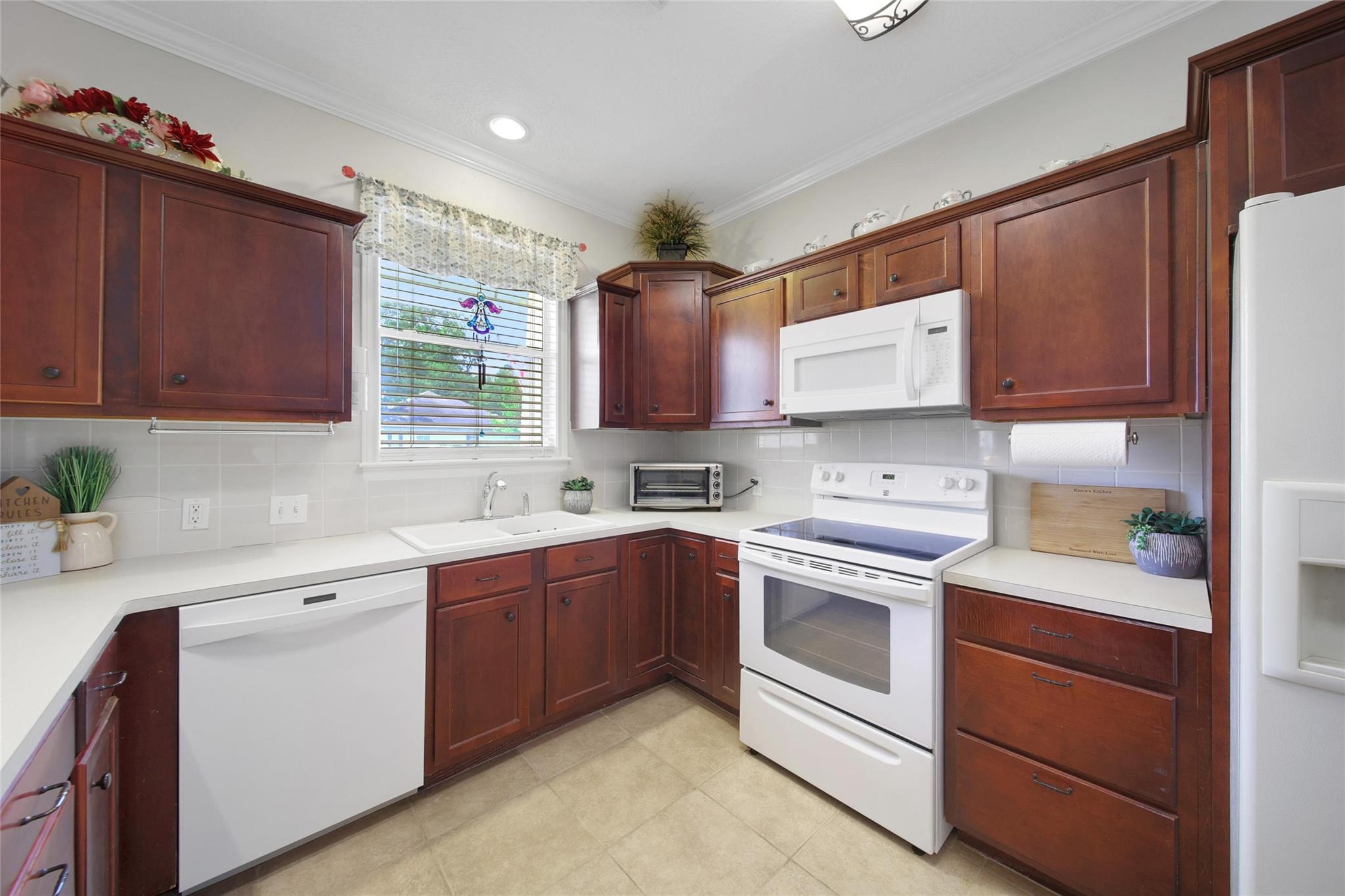 659 Chateau Woods Parkway Drive
