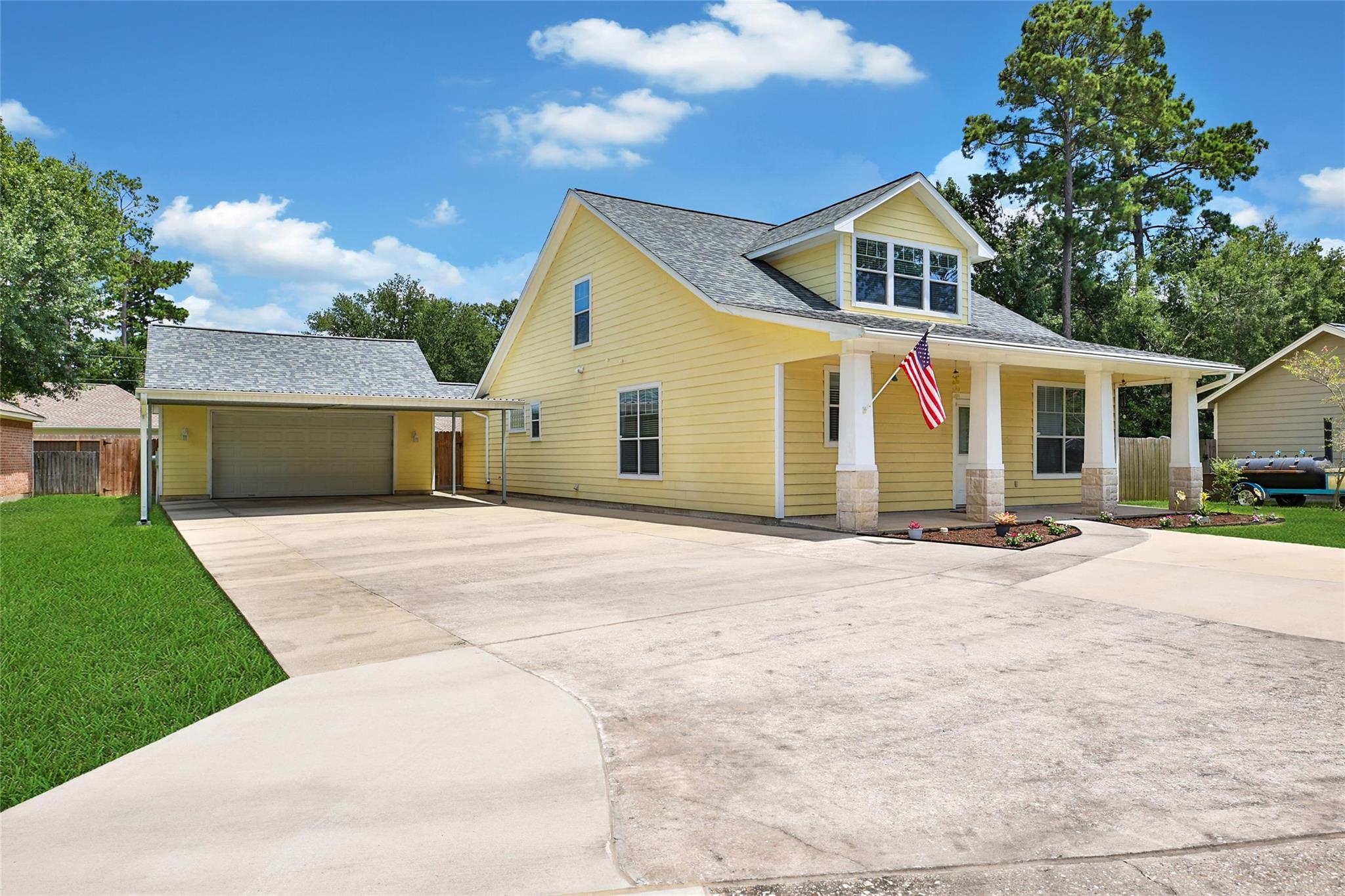 659 Chateau Woods Parkway Drive