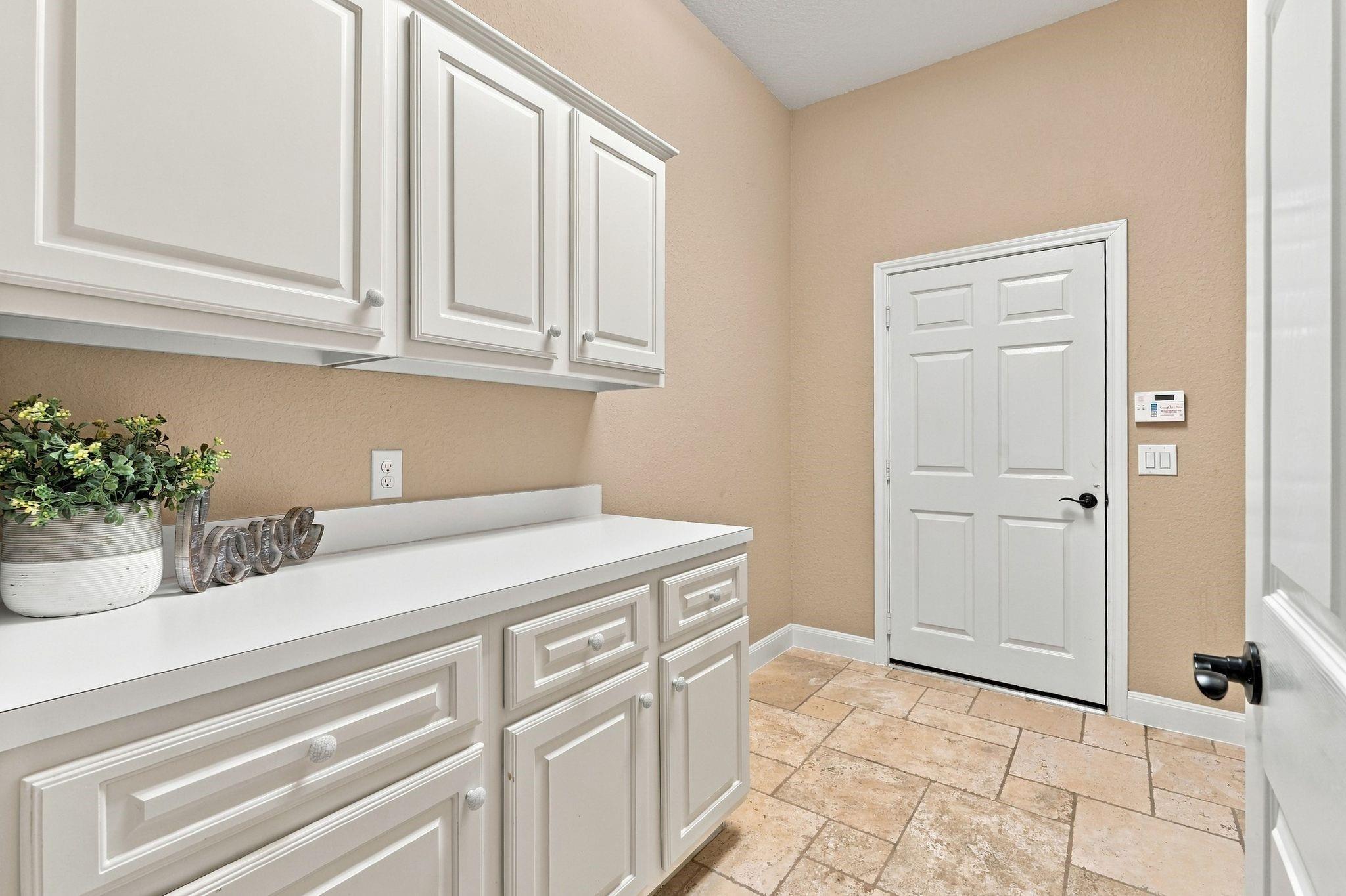 22 Jaspers Place
