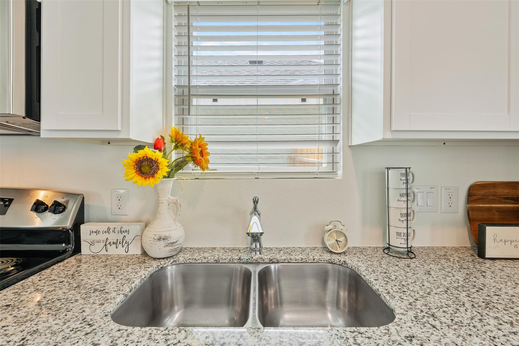 16462 Valerie Marie Place