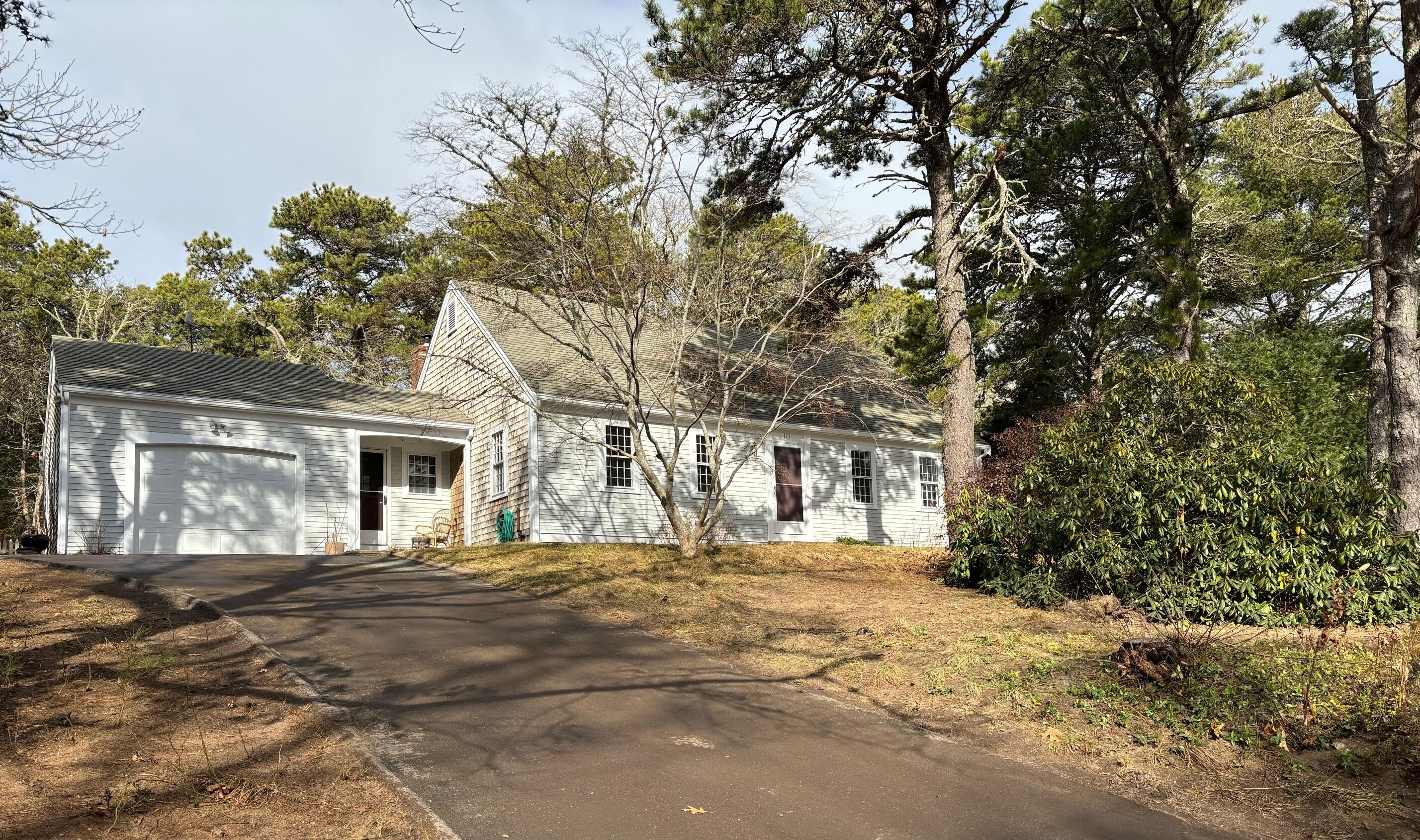 175 Country Lane