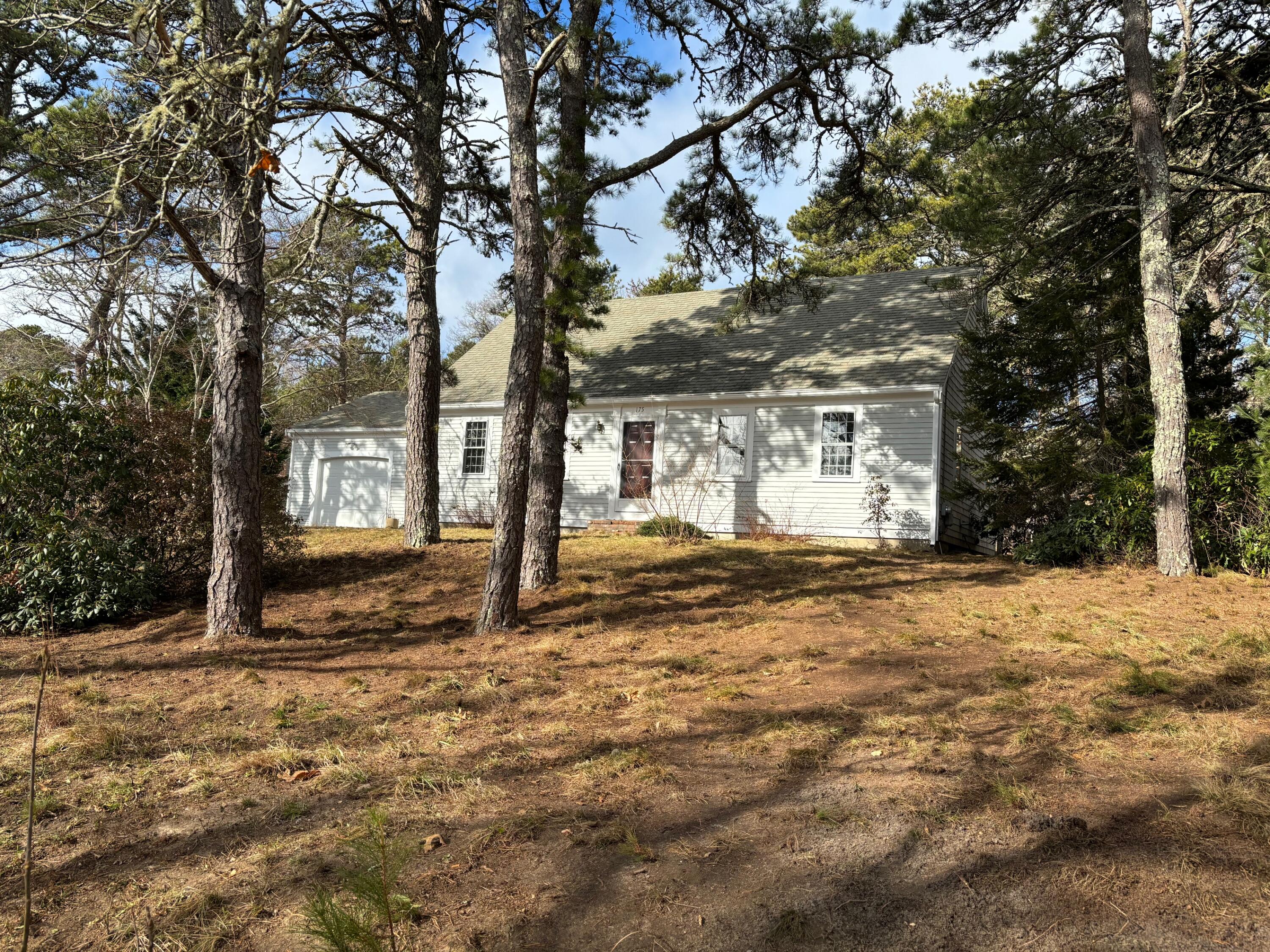 175 Country Lane