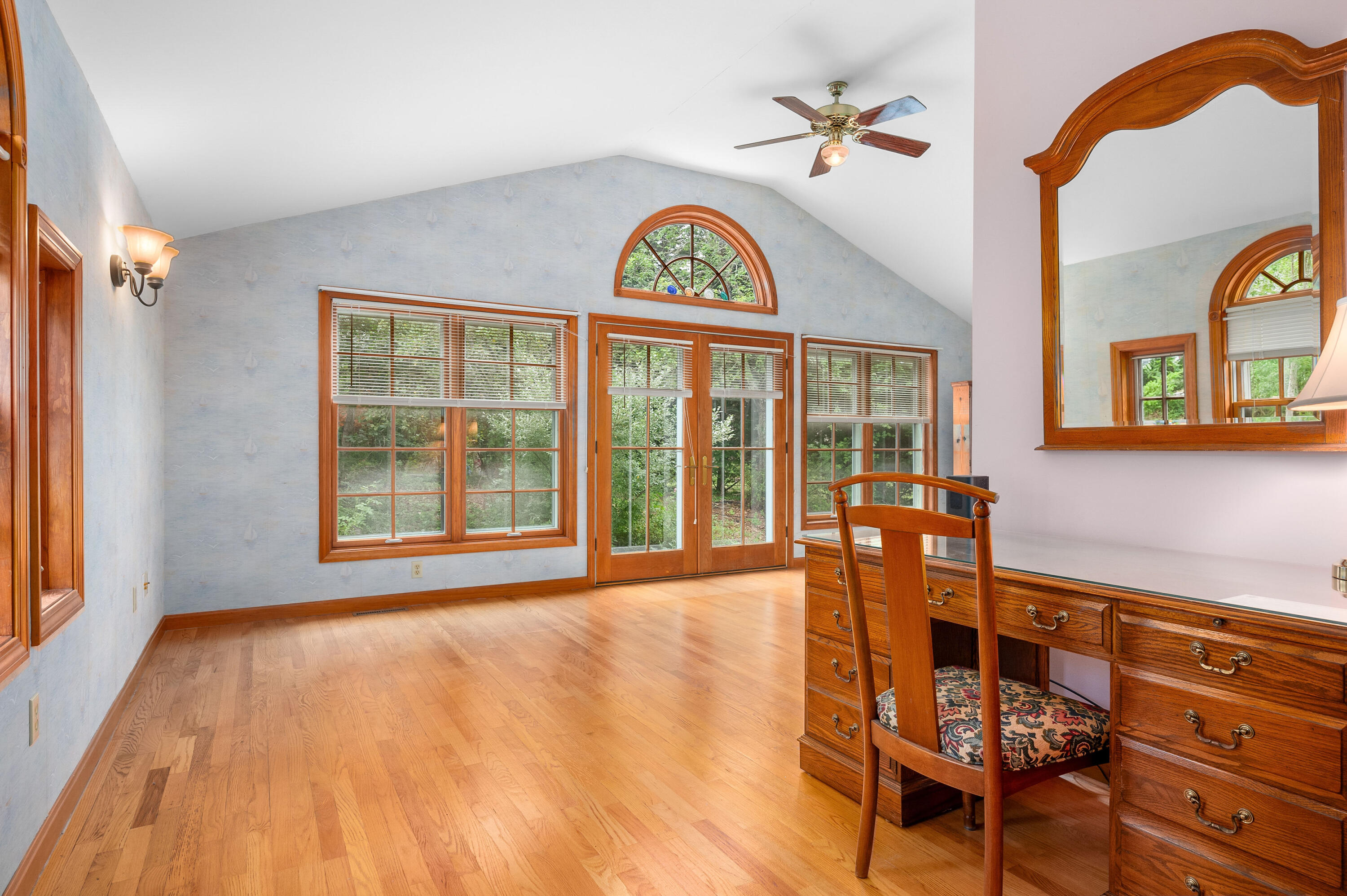 16 Long View Drive