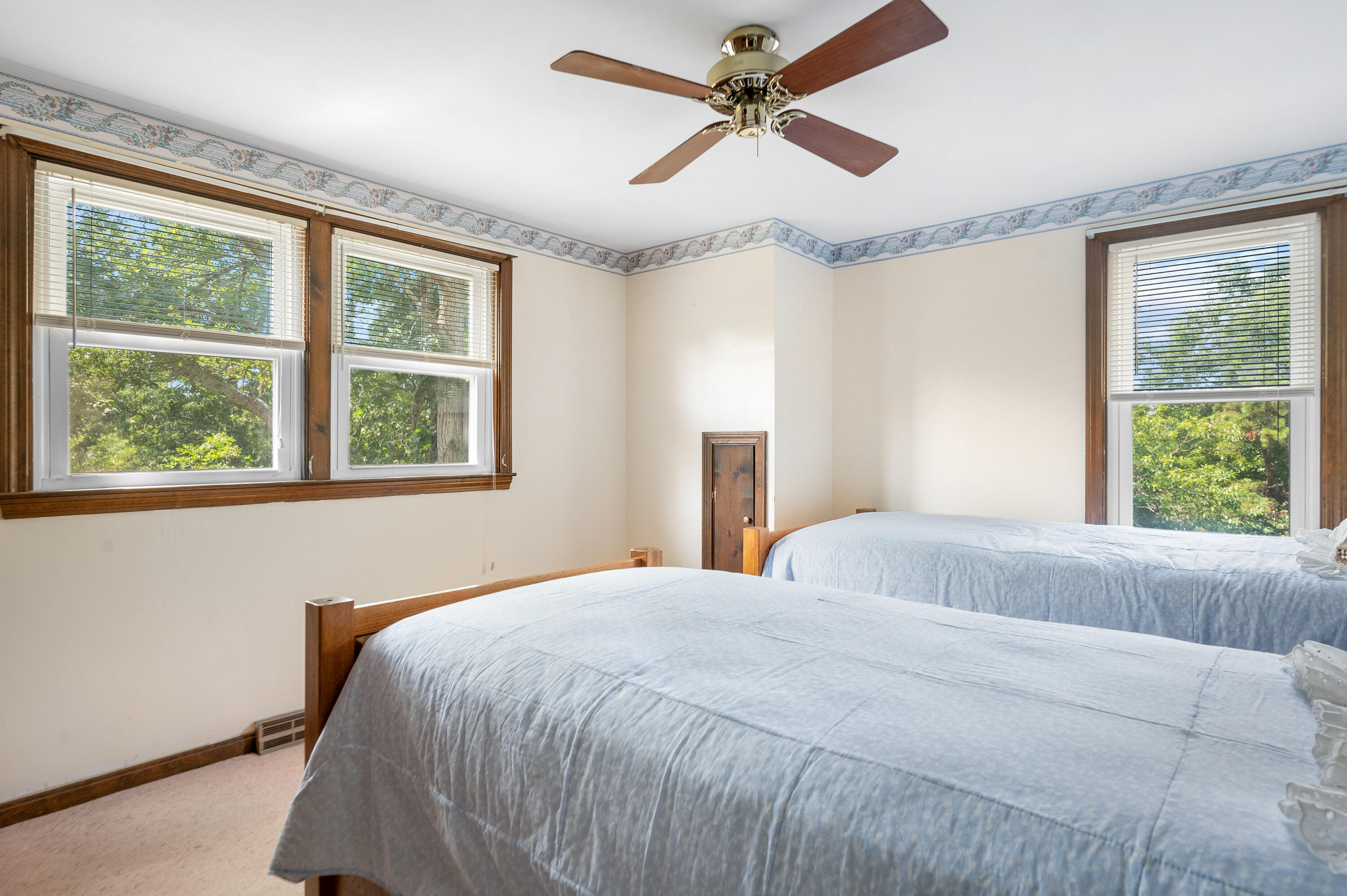 16 Long View Drive