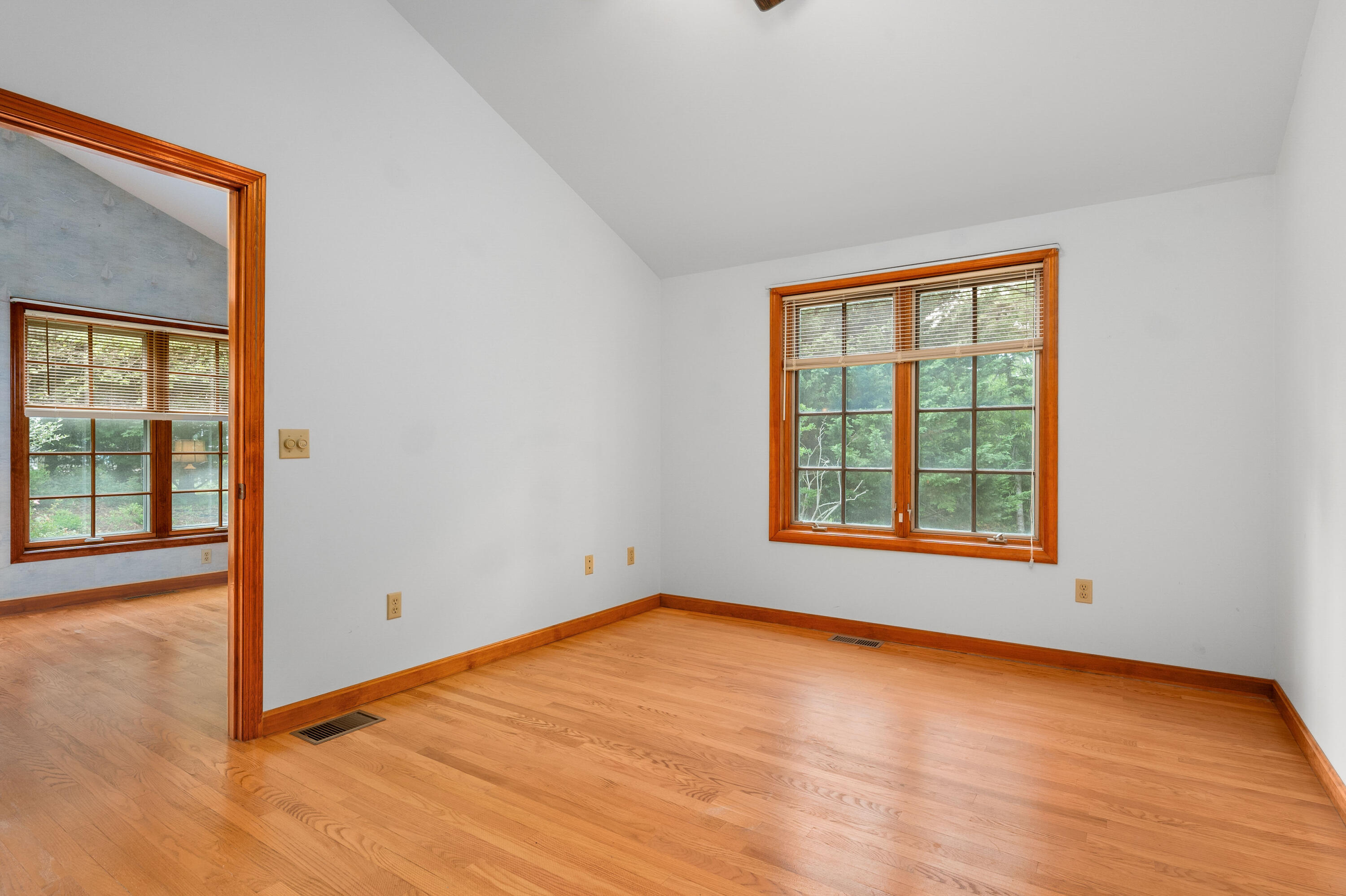 16 Long View Drive
