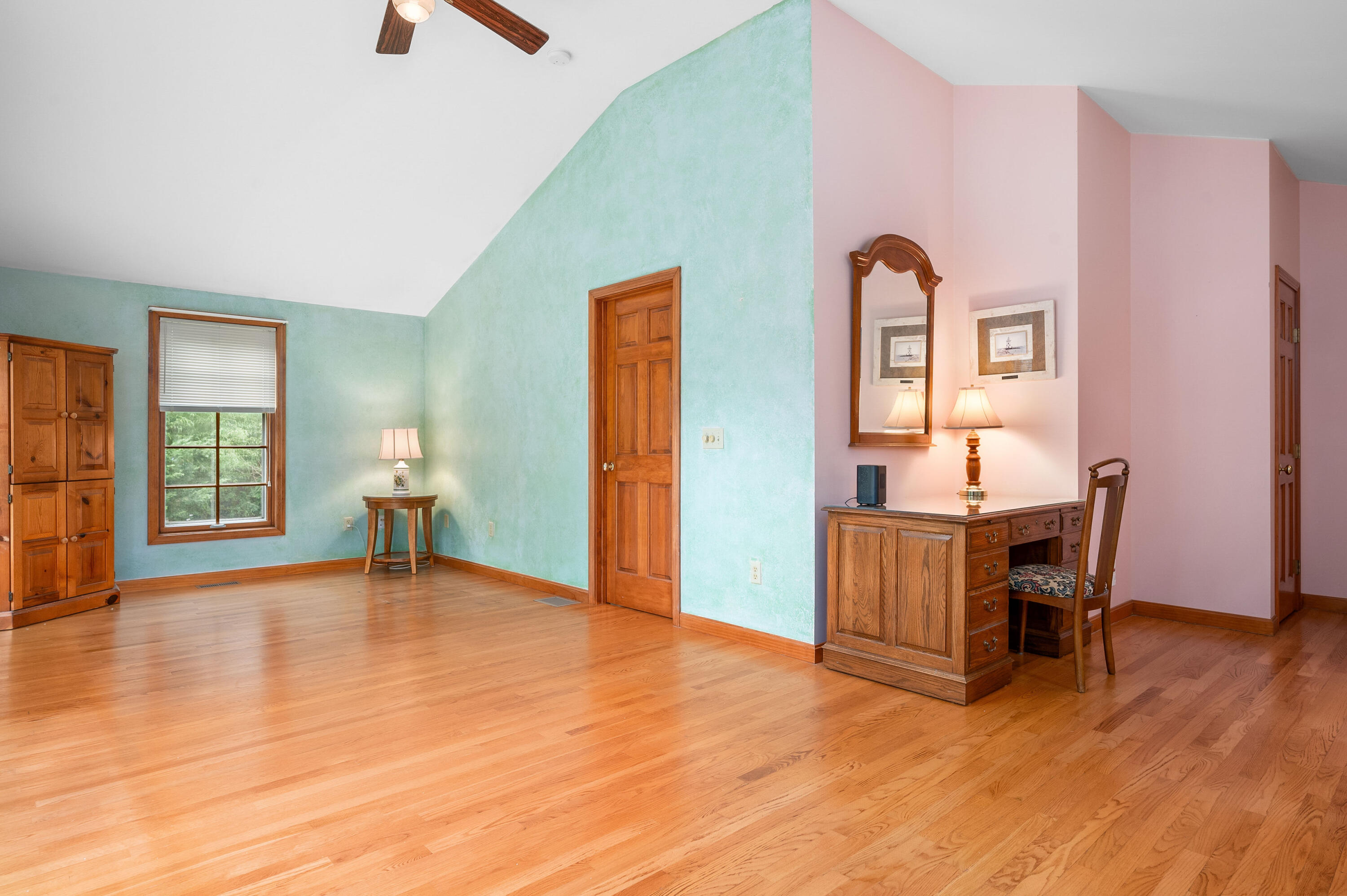 16 Long View Drive