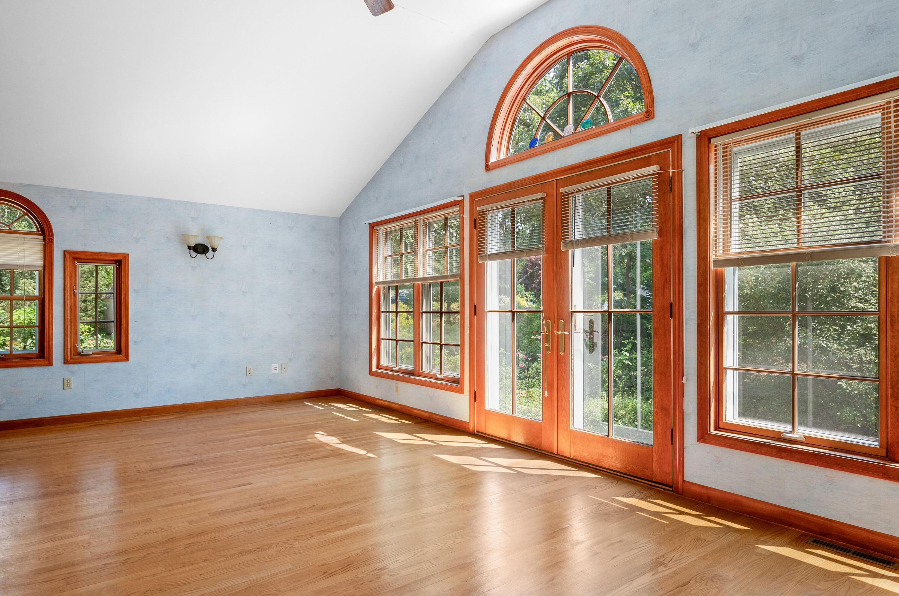 16 Long View Drive