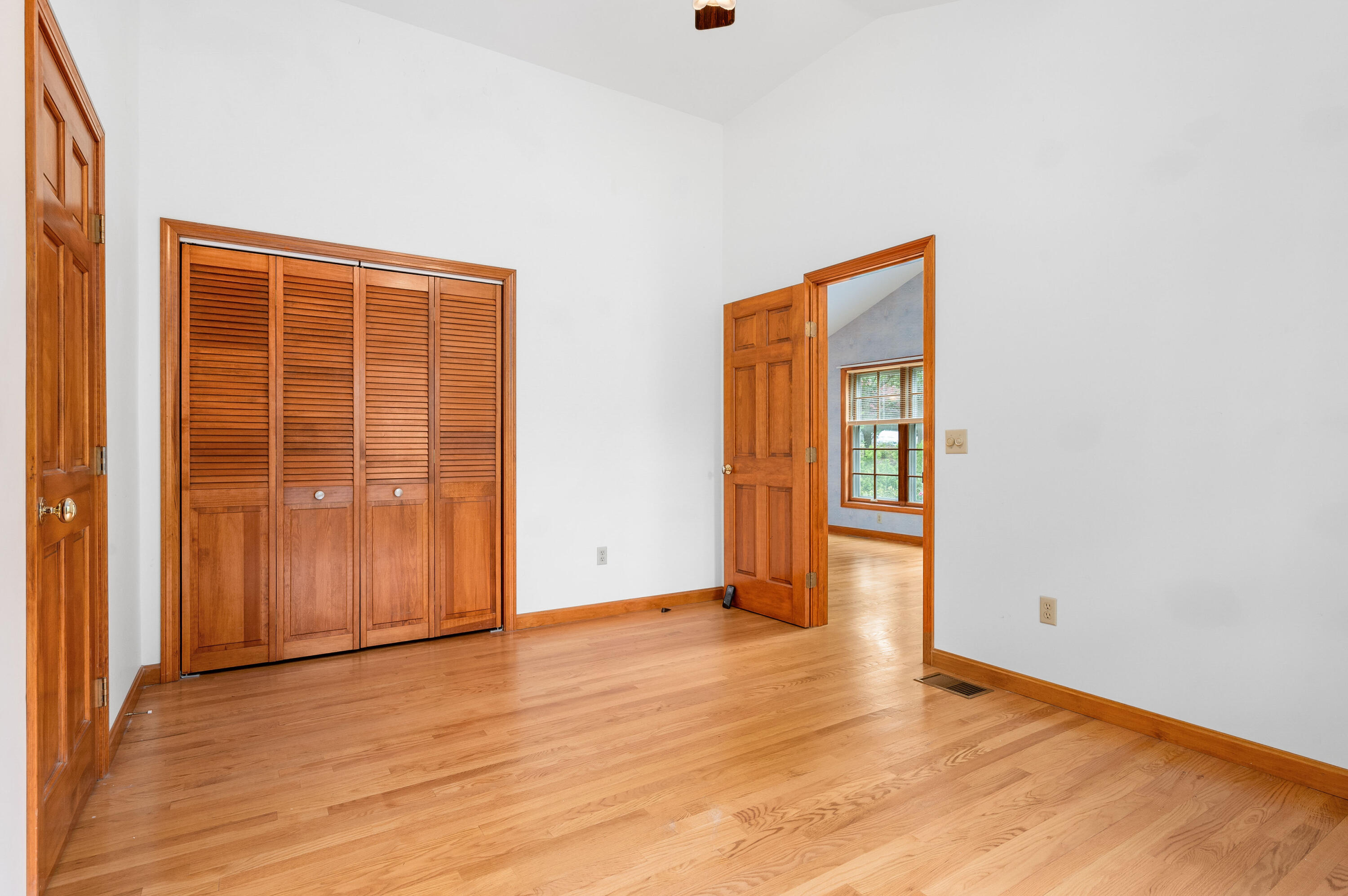 16 Long View Drive