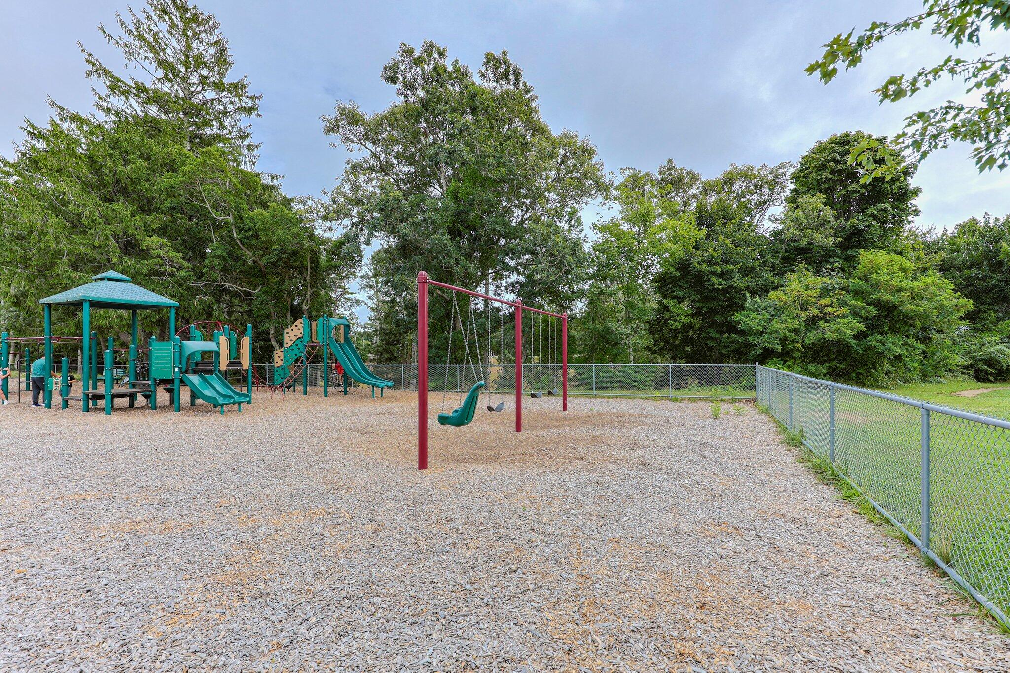6 Wind Jammer Road