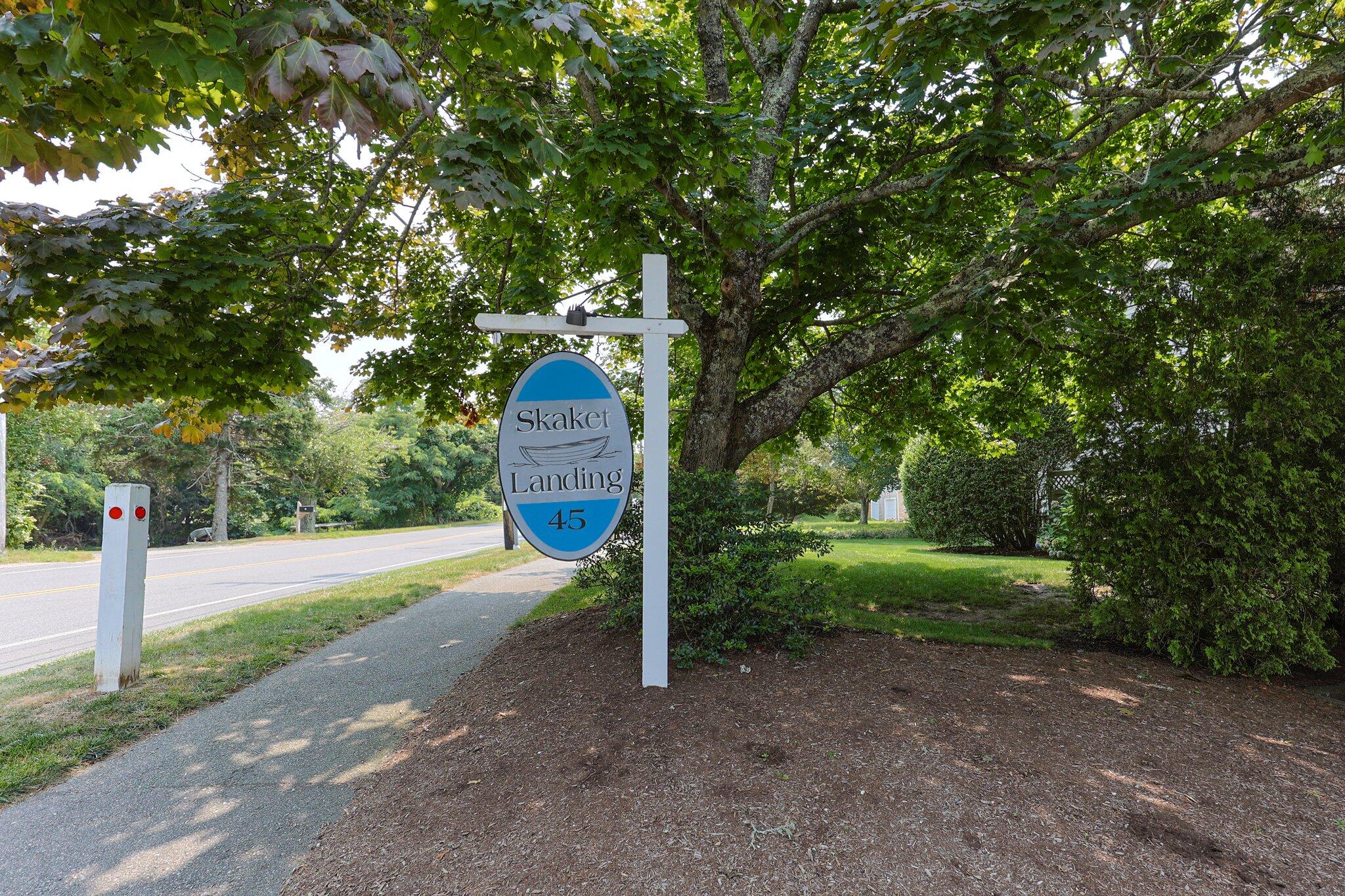 45 West Road # 1D