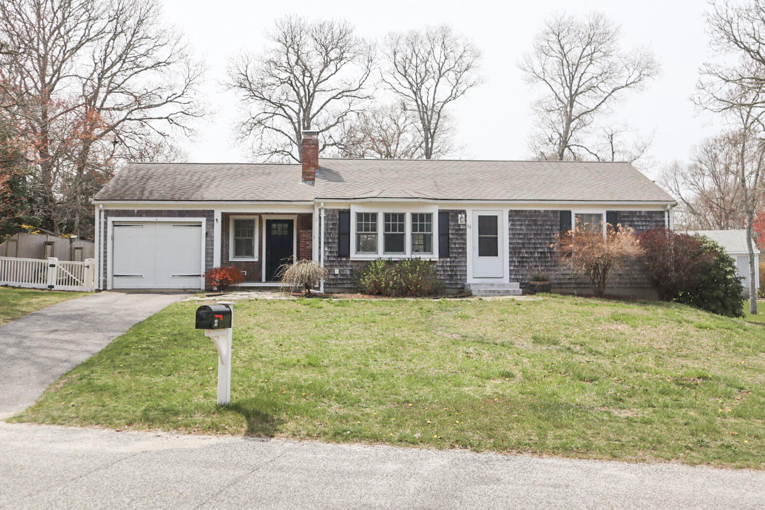 33 Village Brook Road