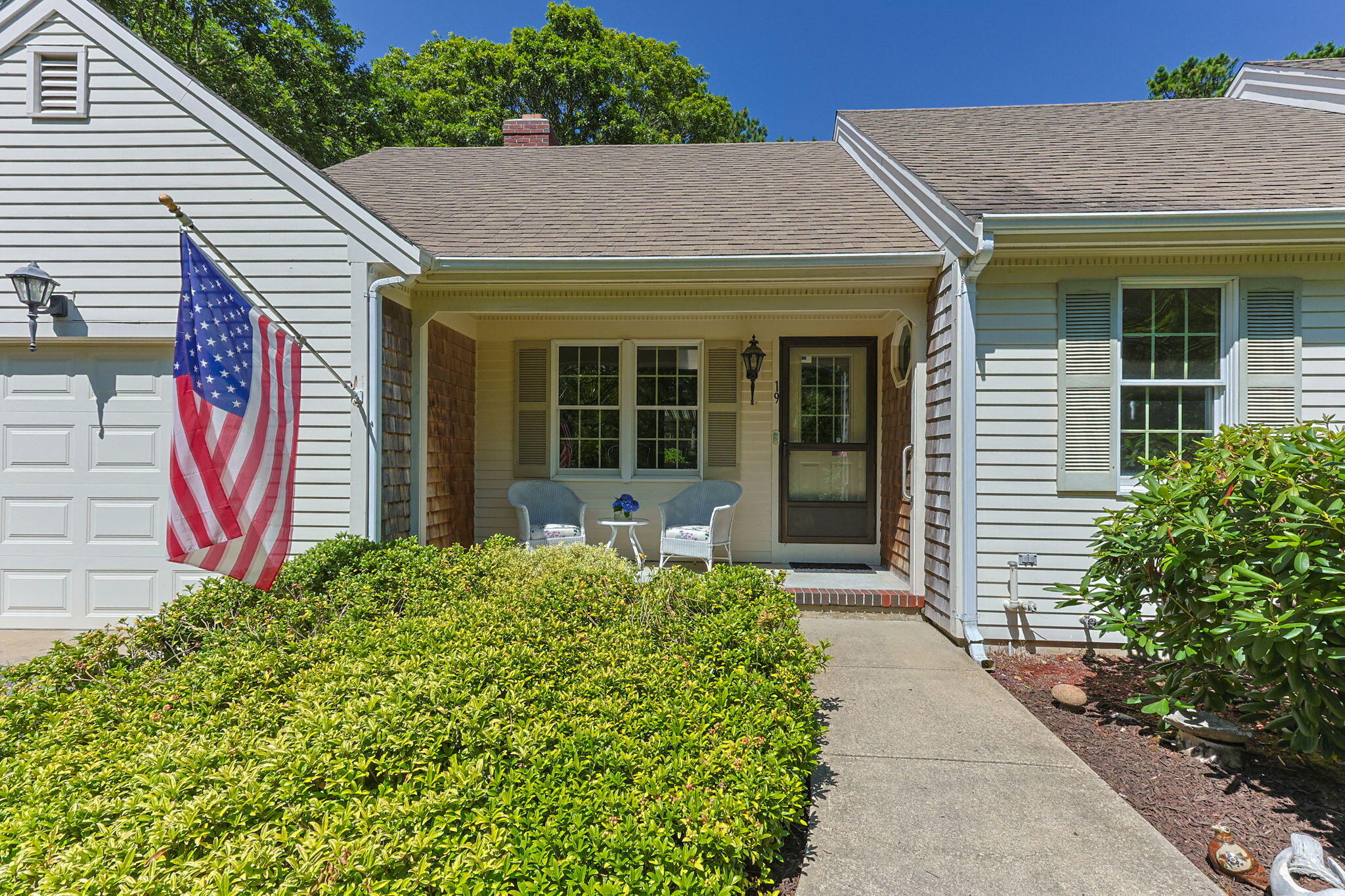 19 Fishermans Landing Road