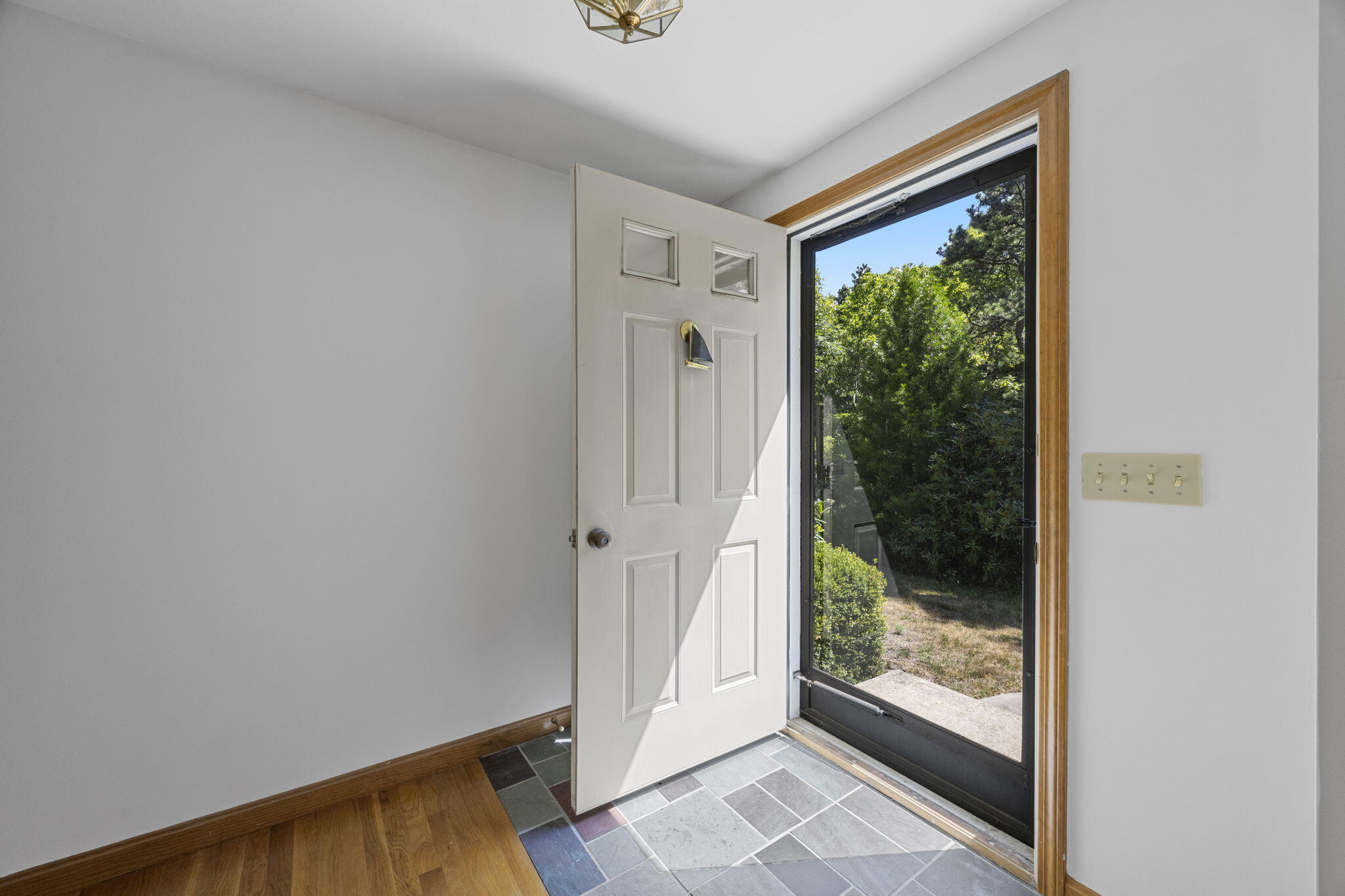 19 Fishermans Landing Road