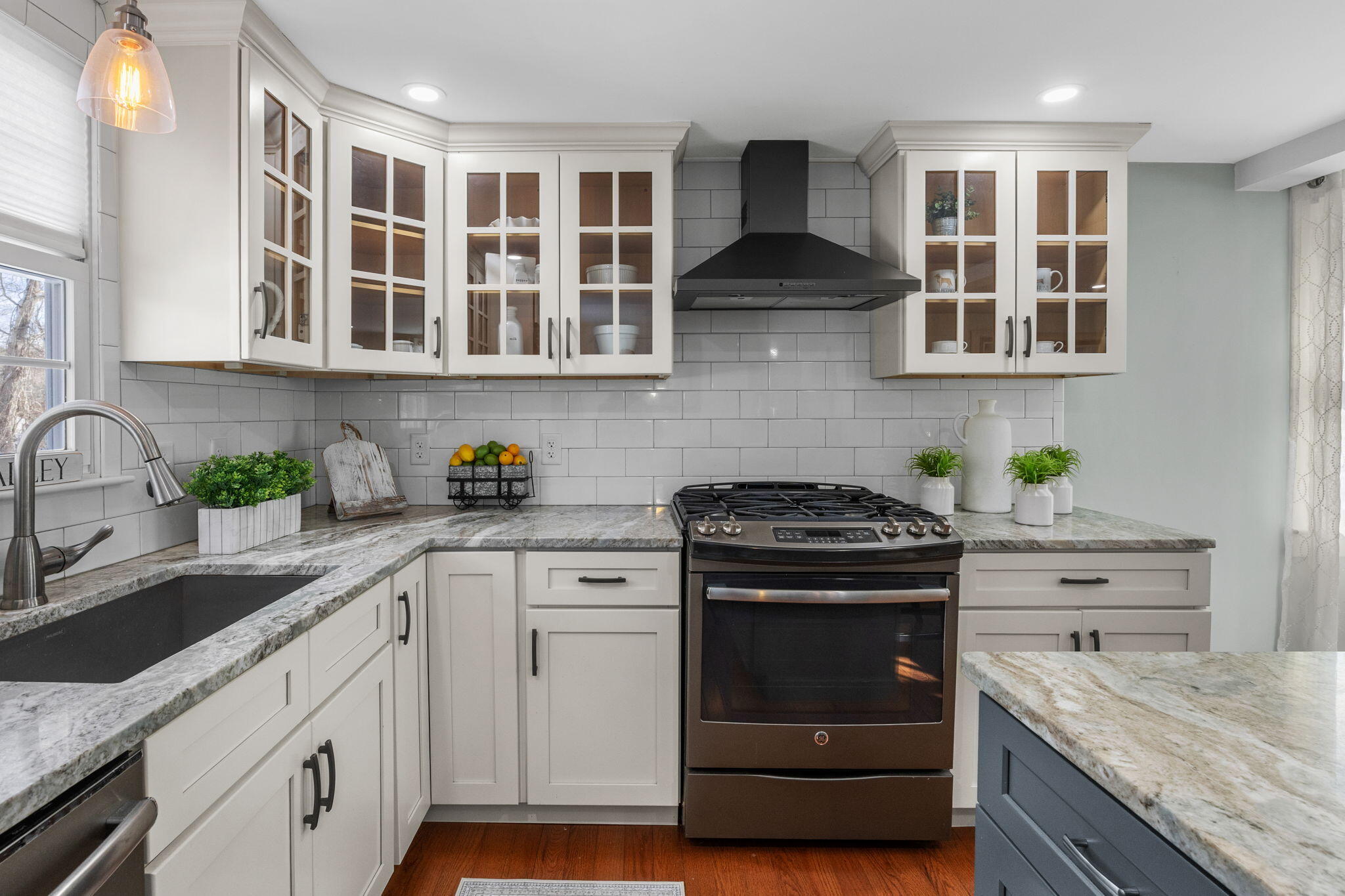 300 Schoolhouse Road