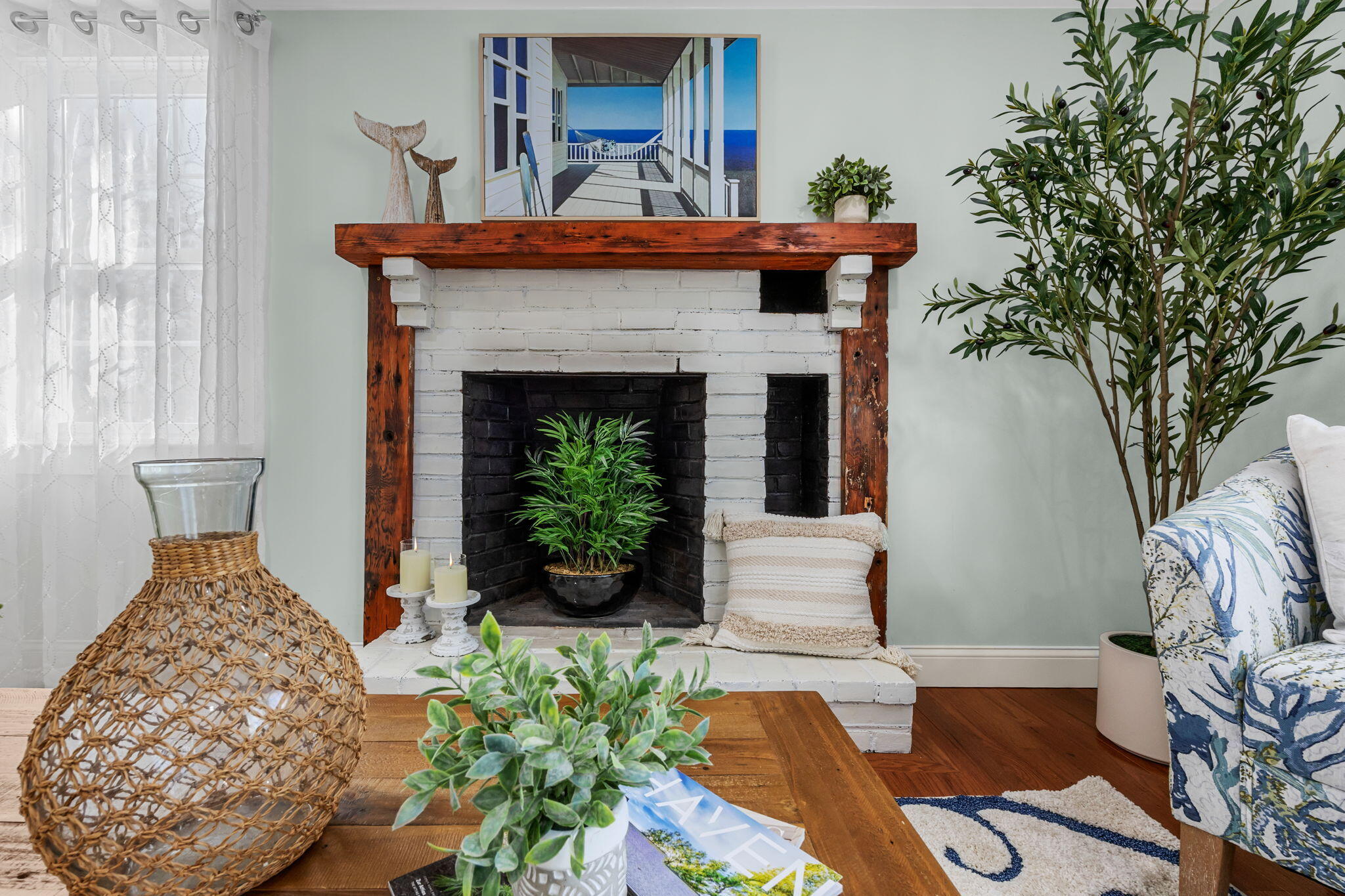 300 Schoolhouse Road