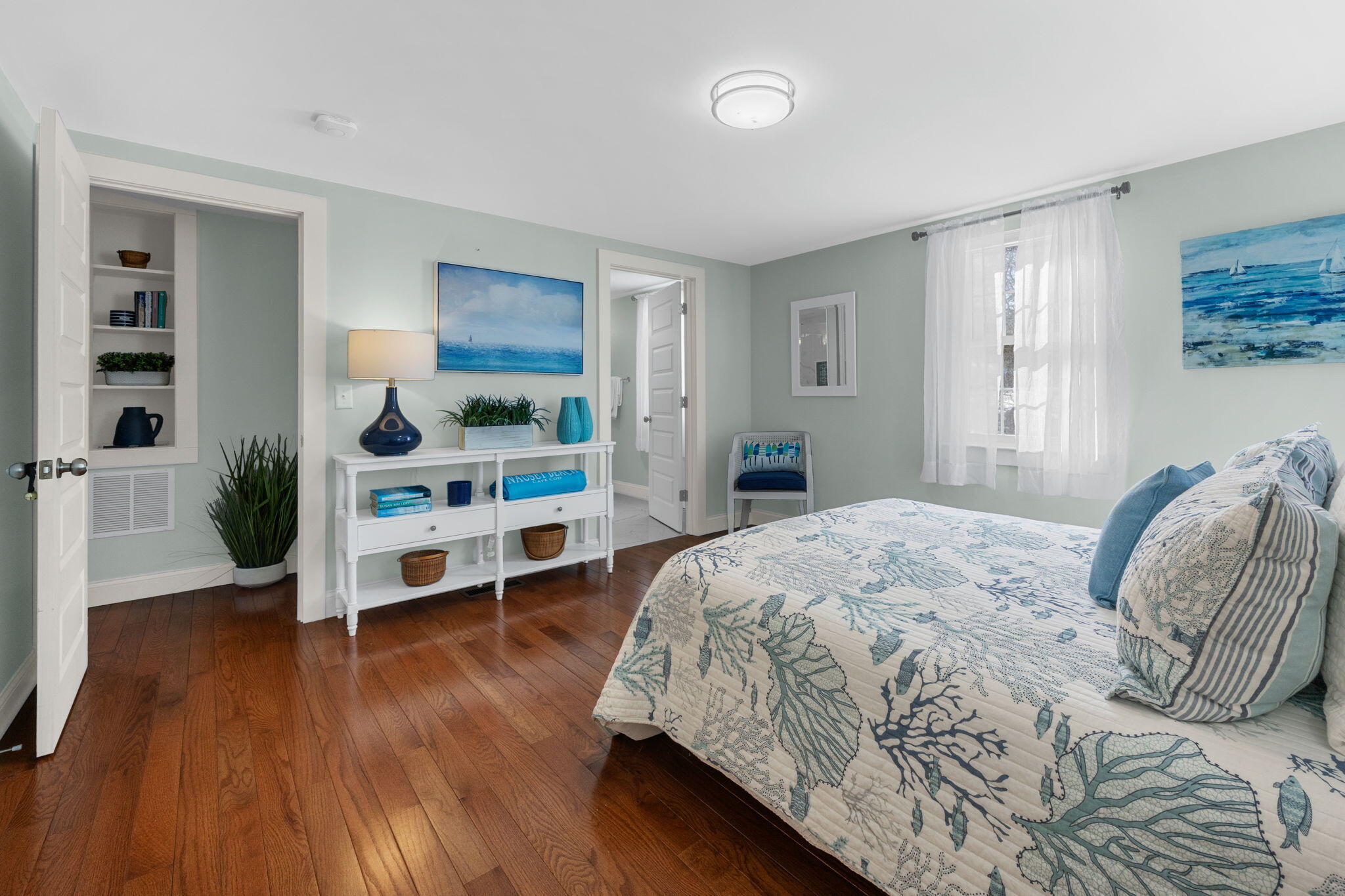 300 Schoolhouse Road