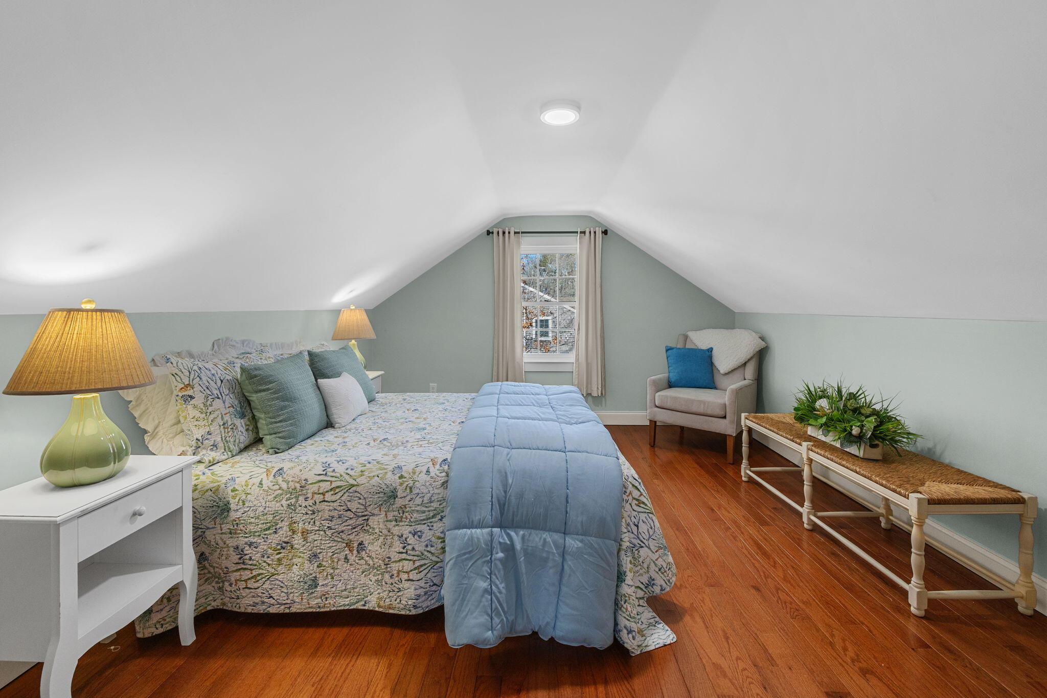 300 Schoolhouse Road