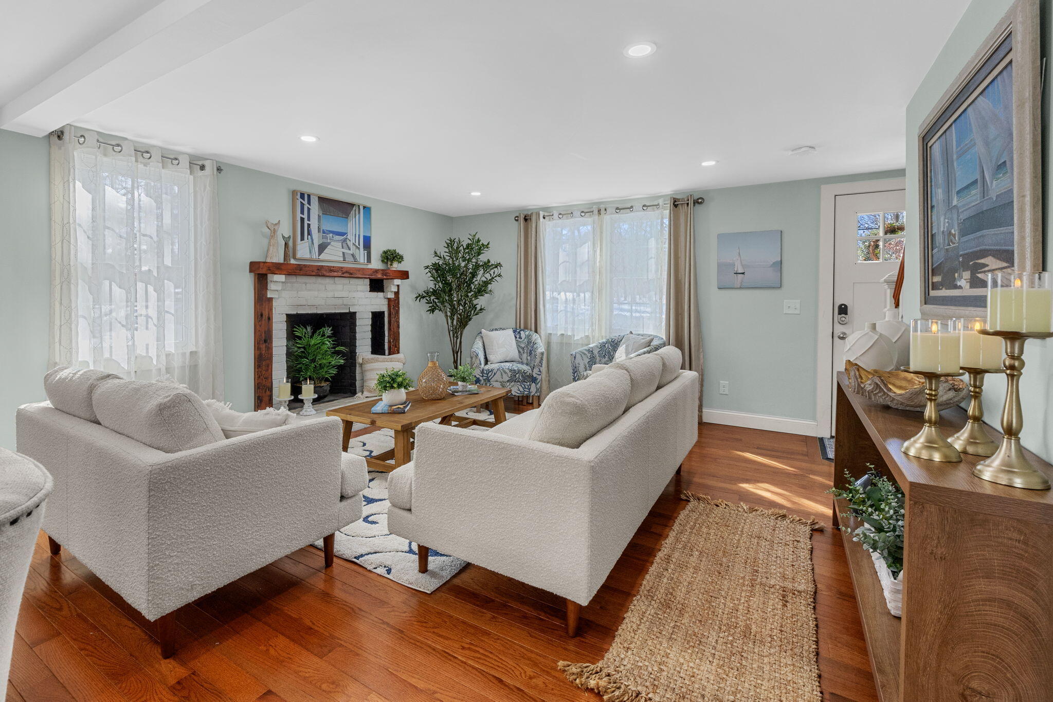 300 Schoolhouse Road