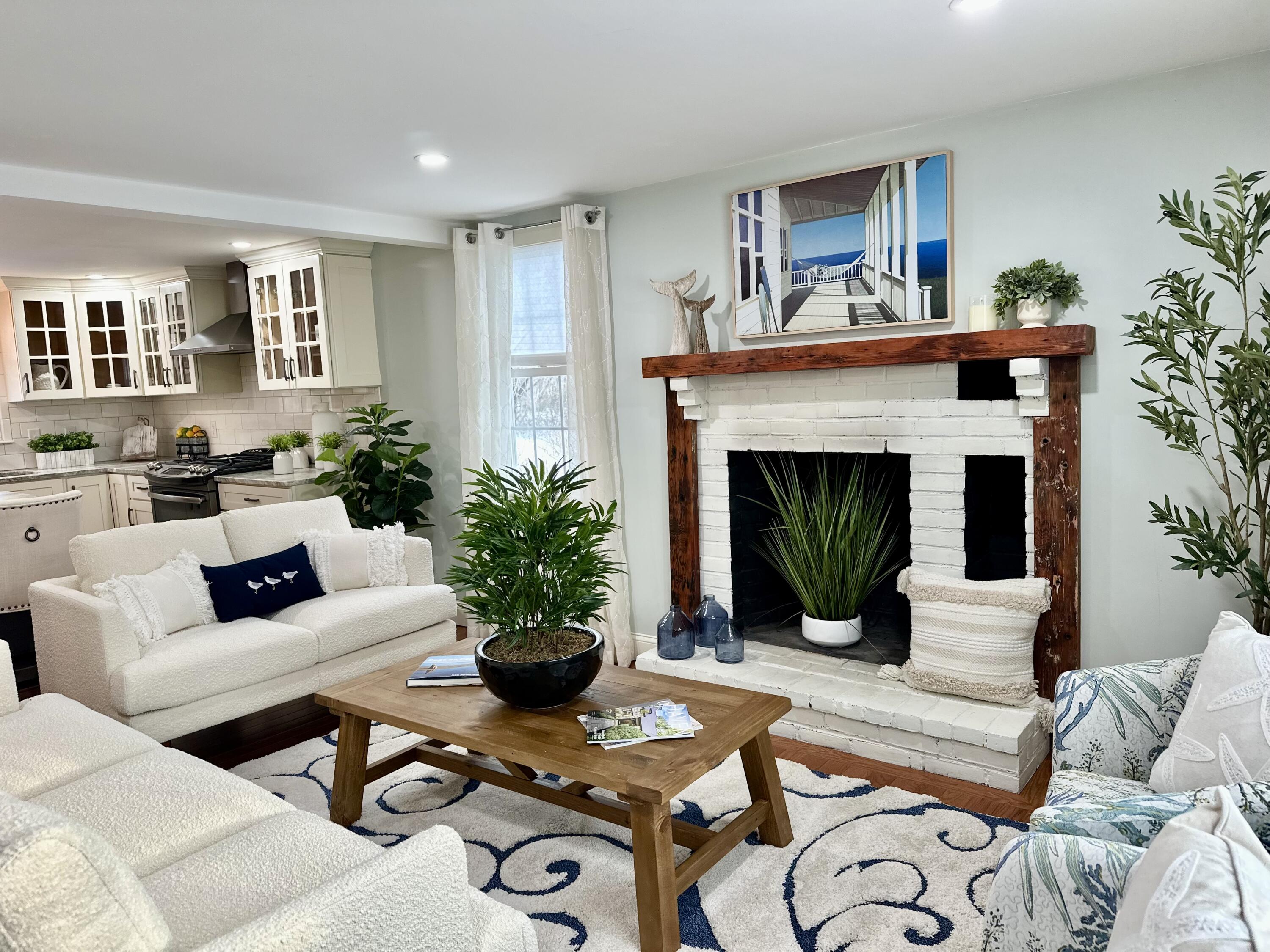 300 Schoolhouse Road