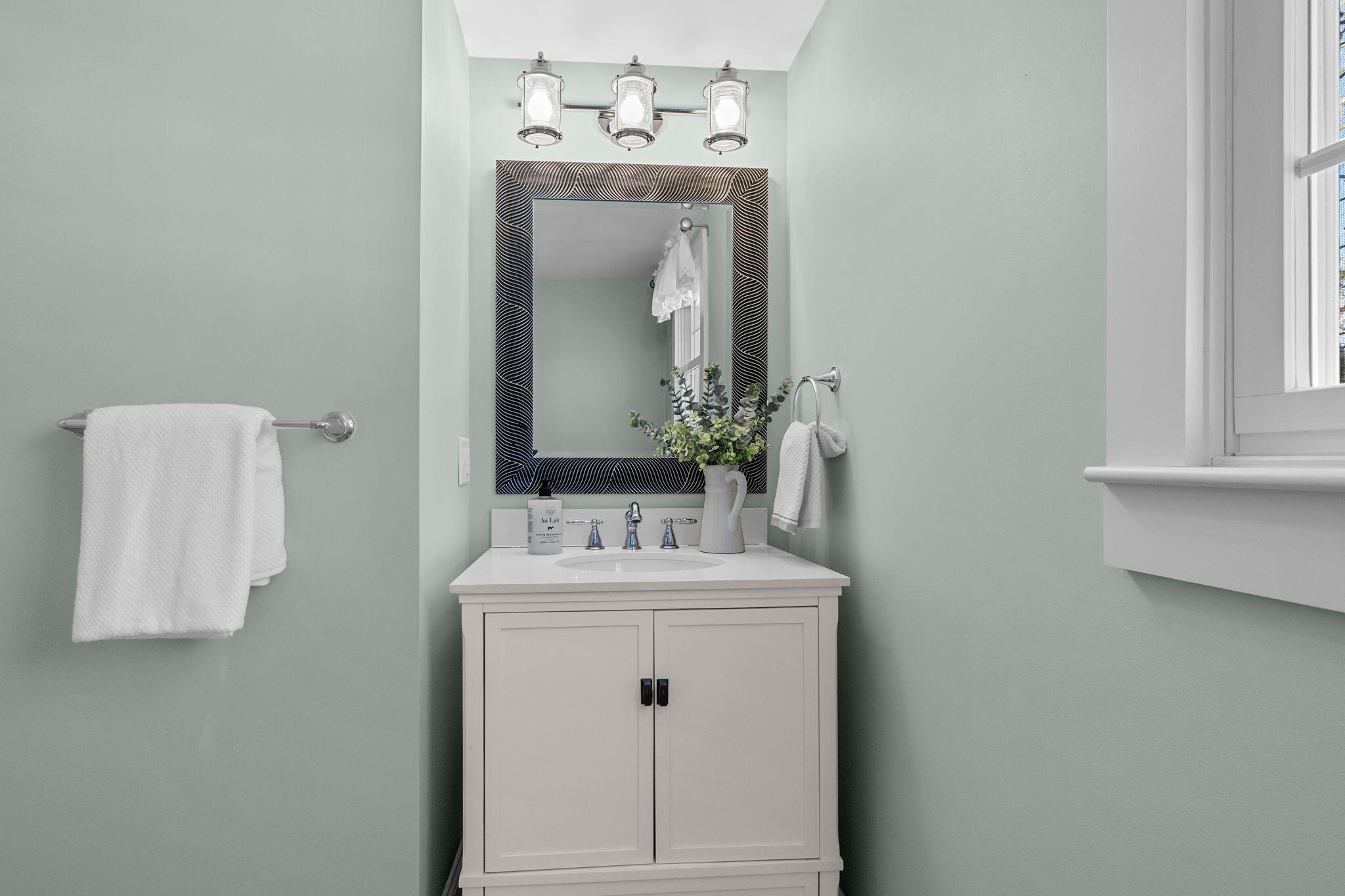 300 Schoolhouse Road