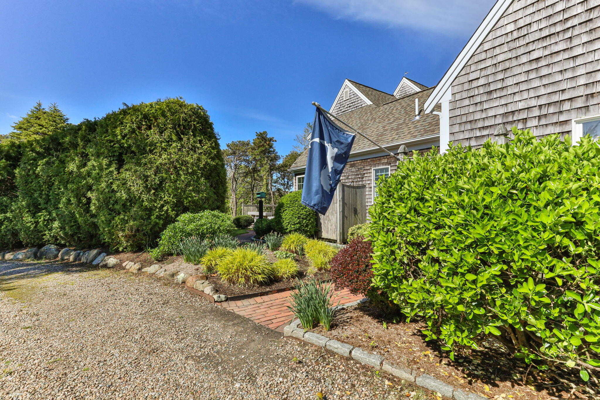 15 Mill Pond Road