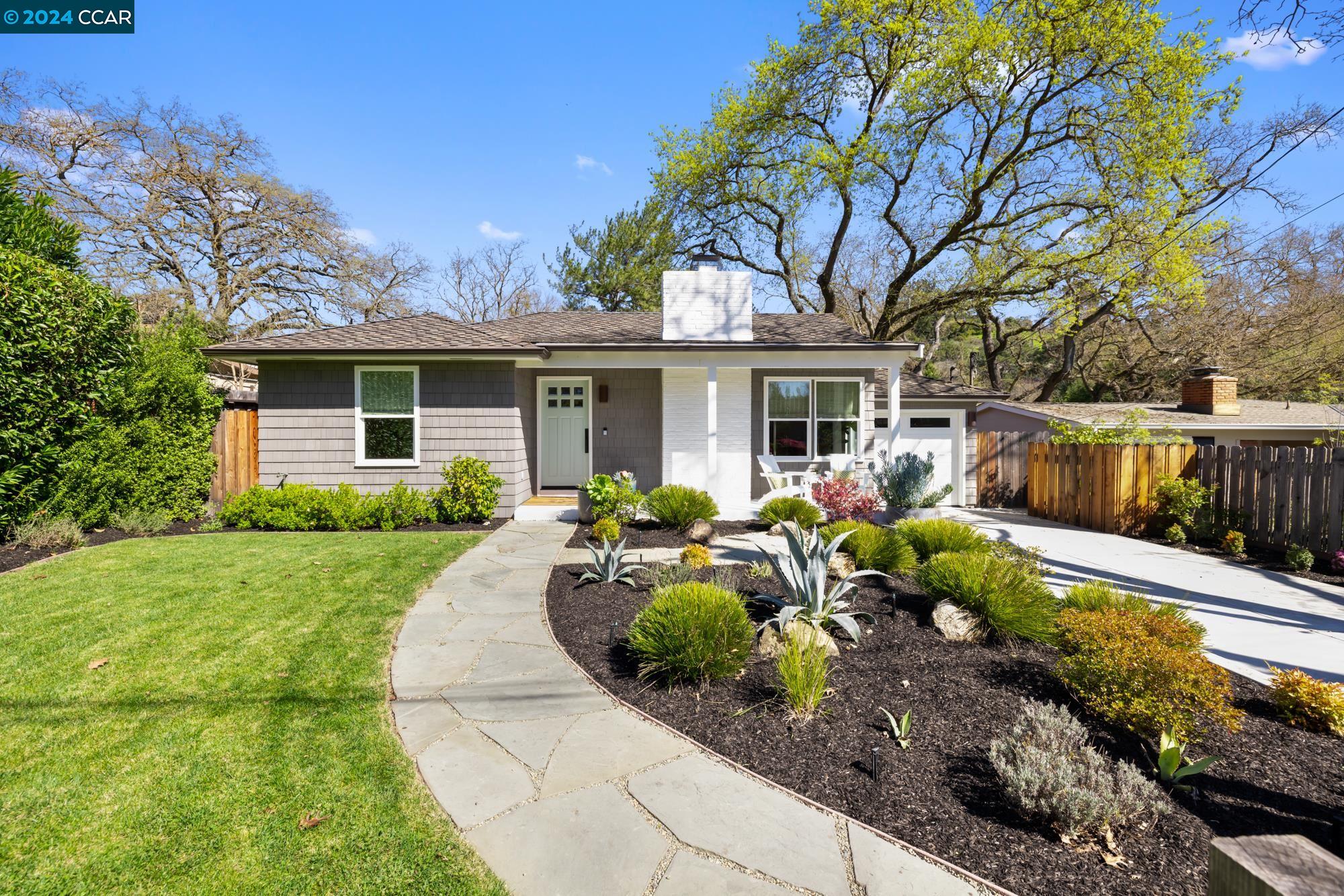 1018 Dyer Dr