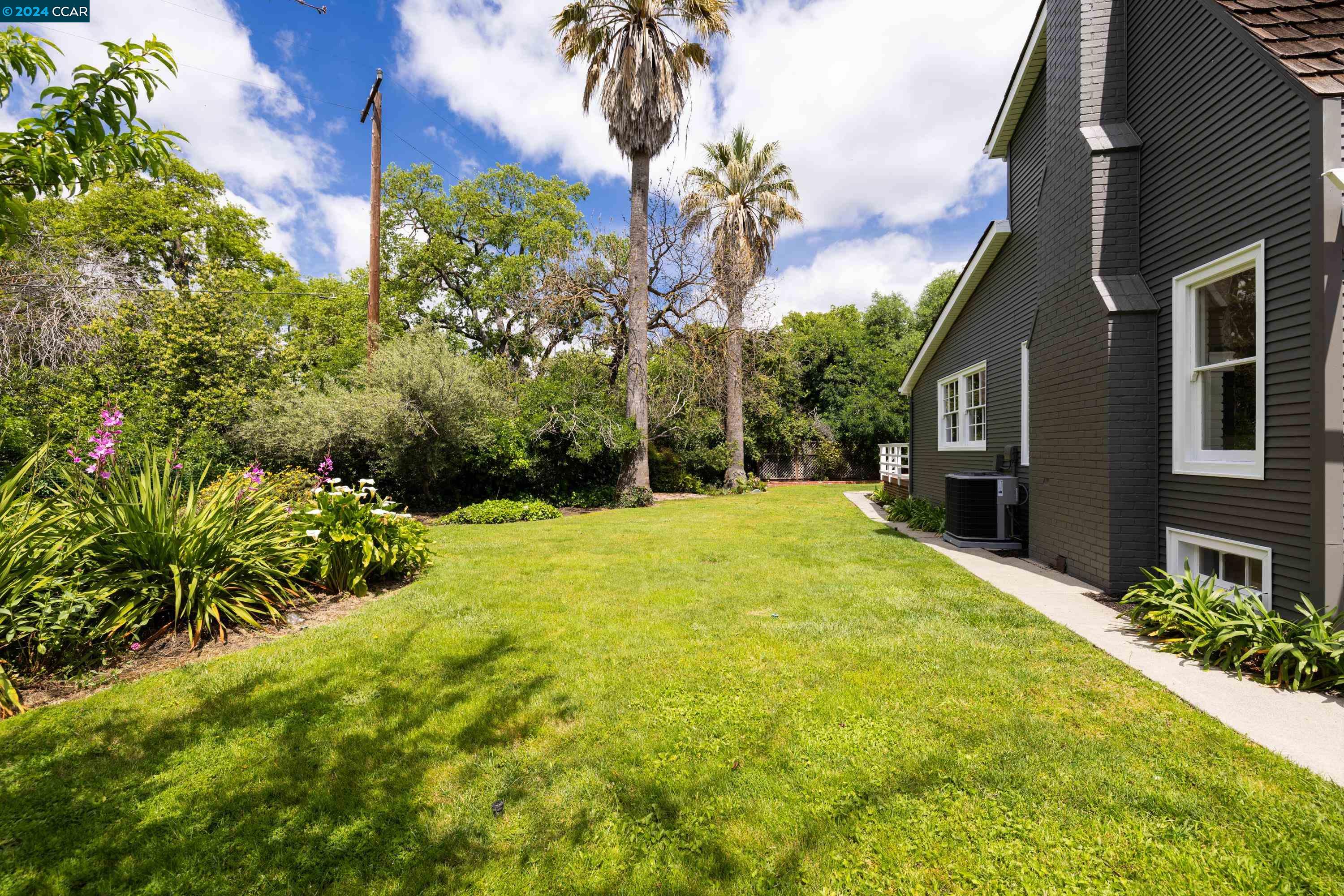 2966 Cherry Lane