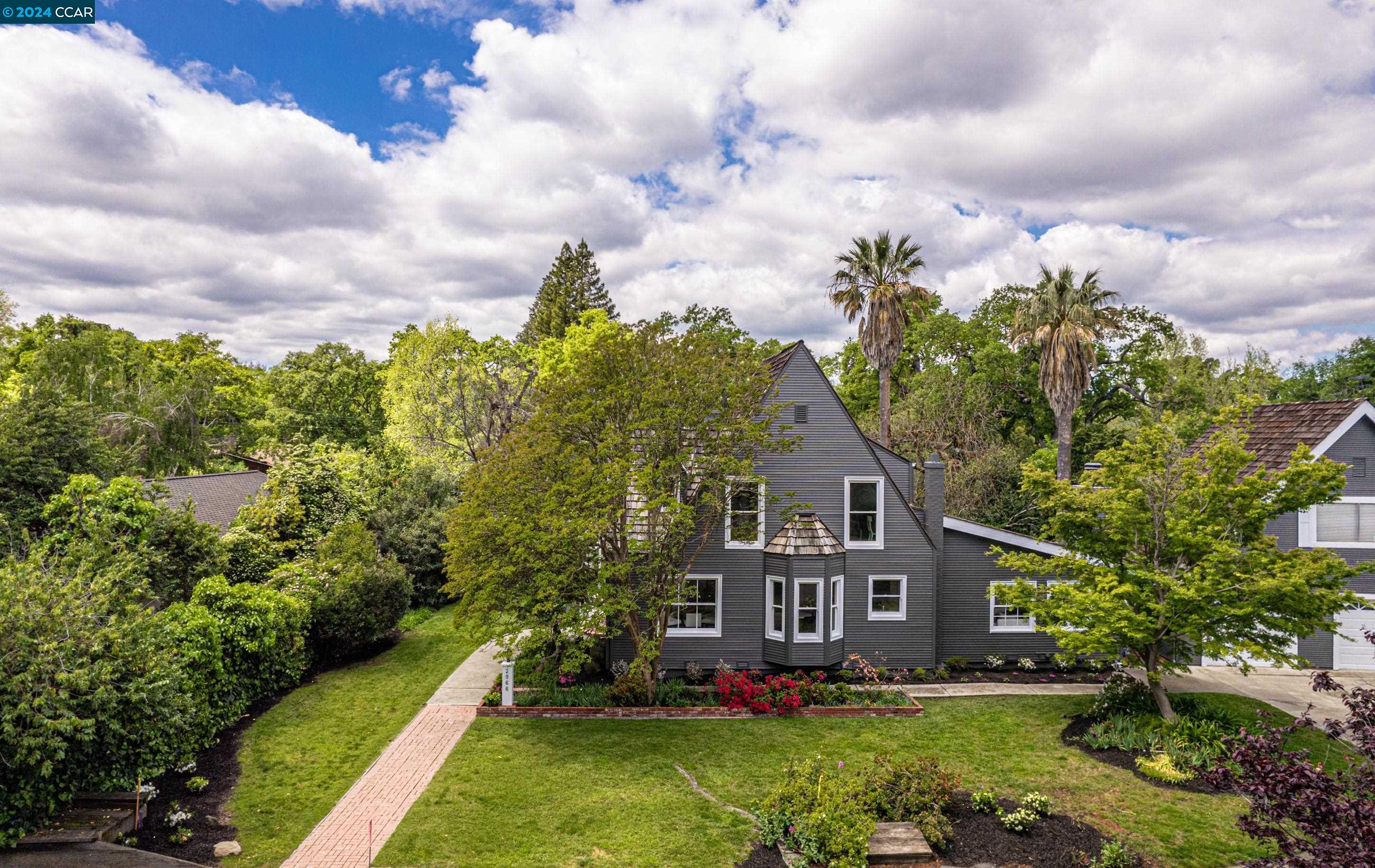 2966 Cherry Lane