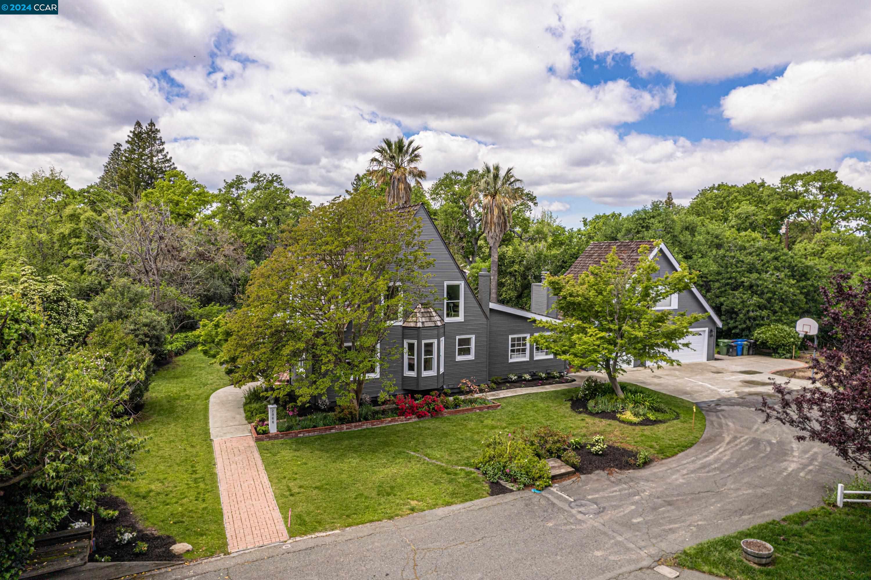 2966 Cherry Lane