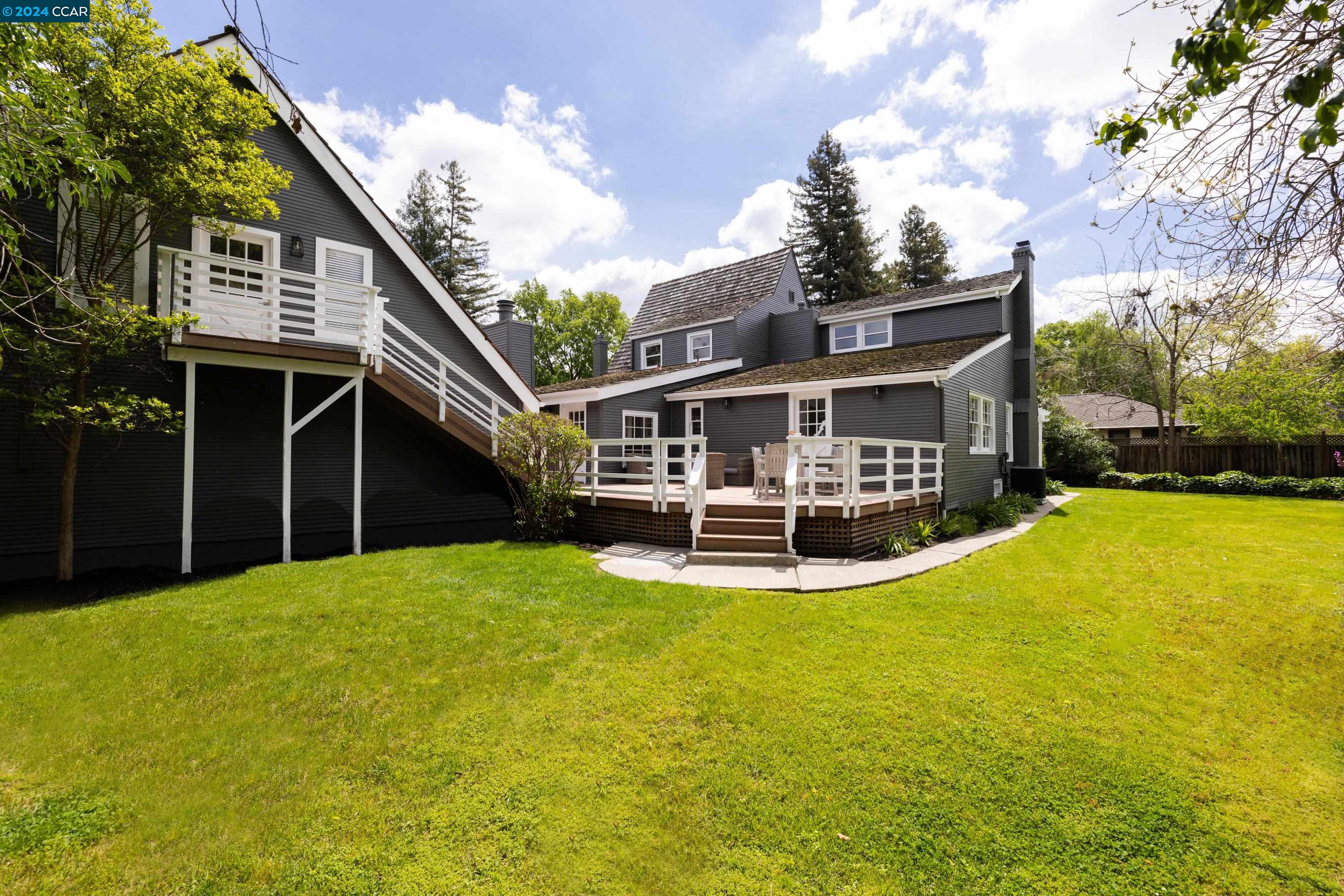 2966 Cherry Lane