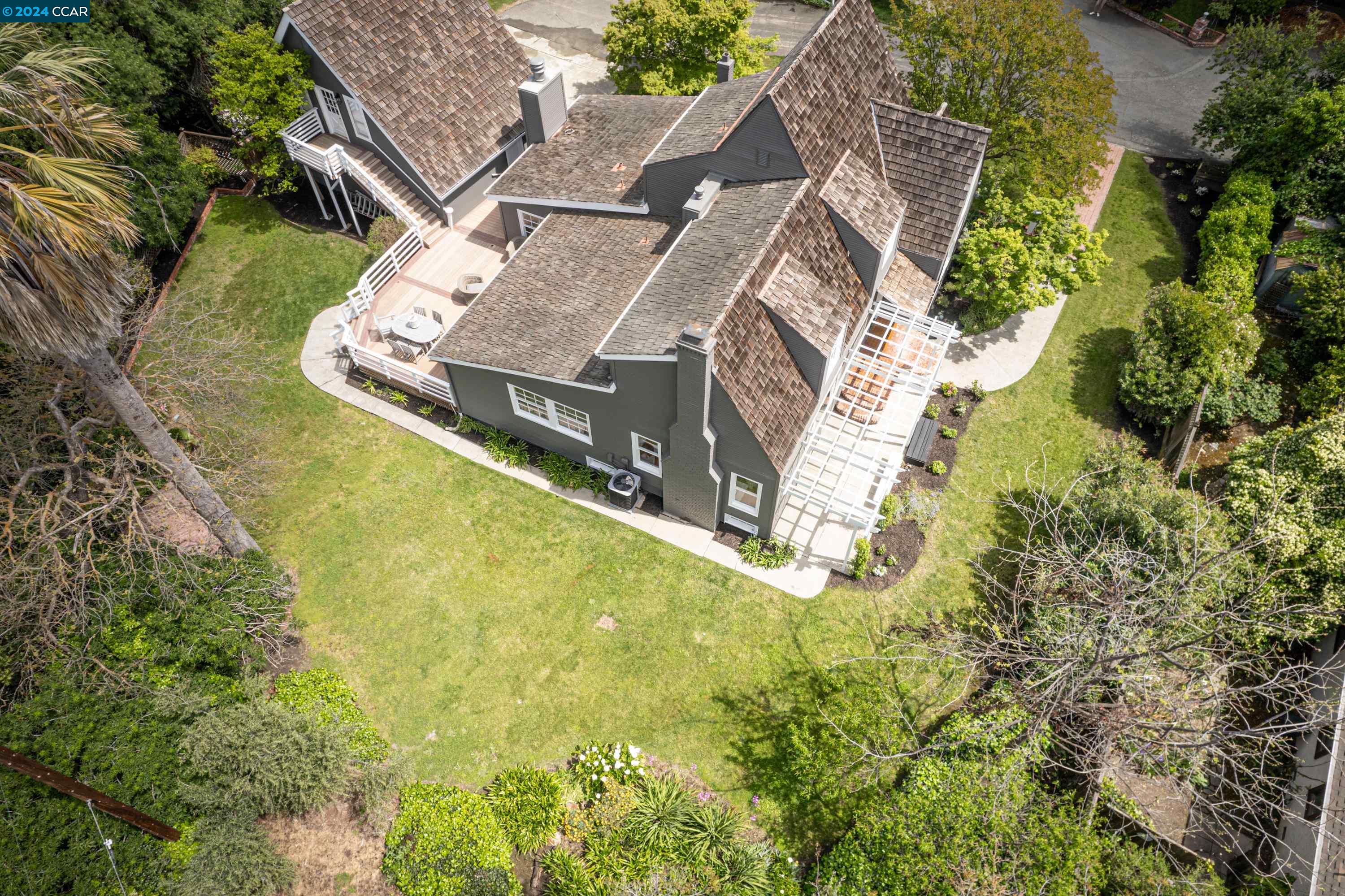 2966 Cherry Lane