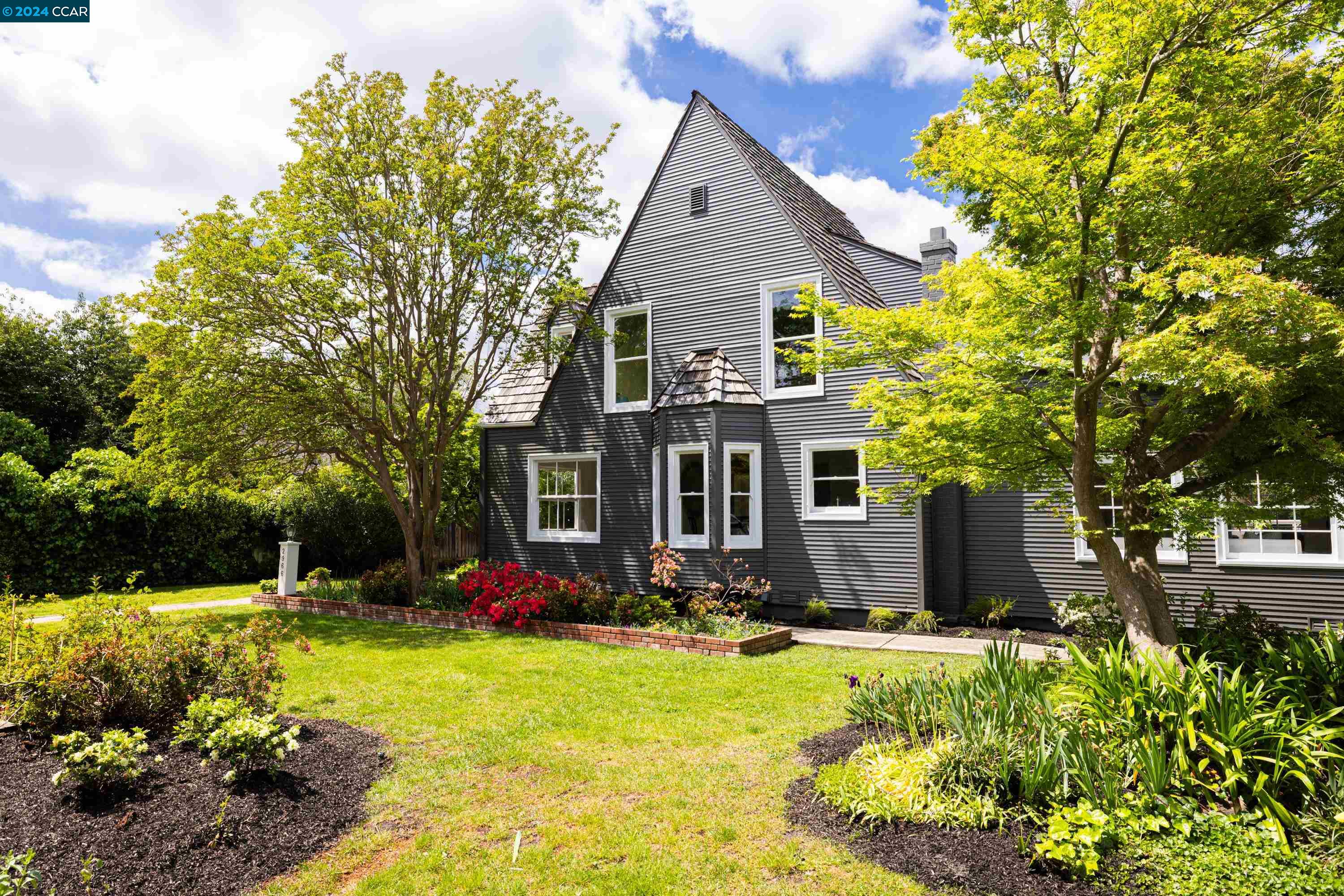 2966 Cherry Lane
