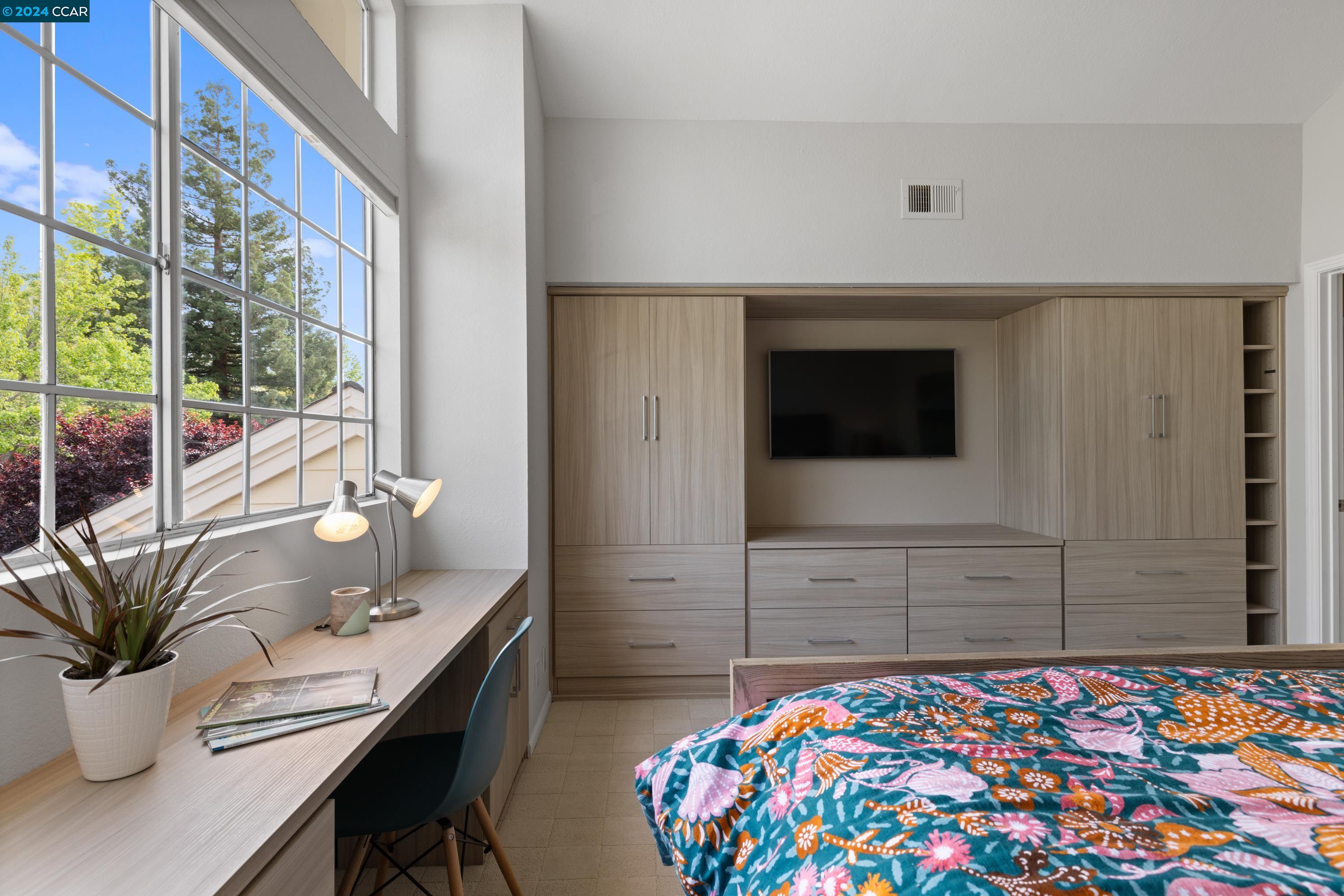 1821 Stratton Circle