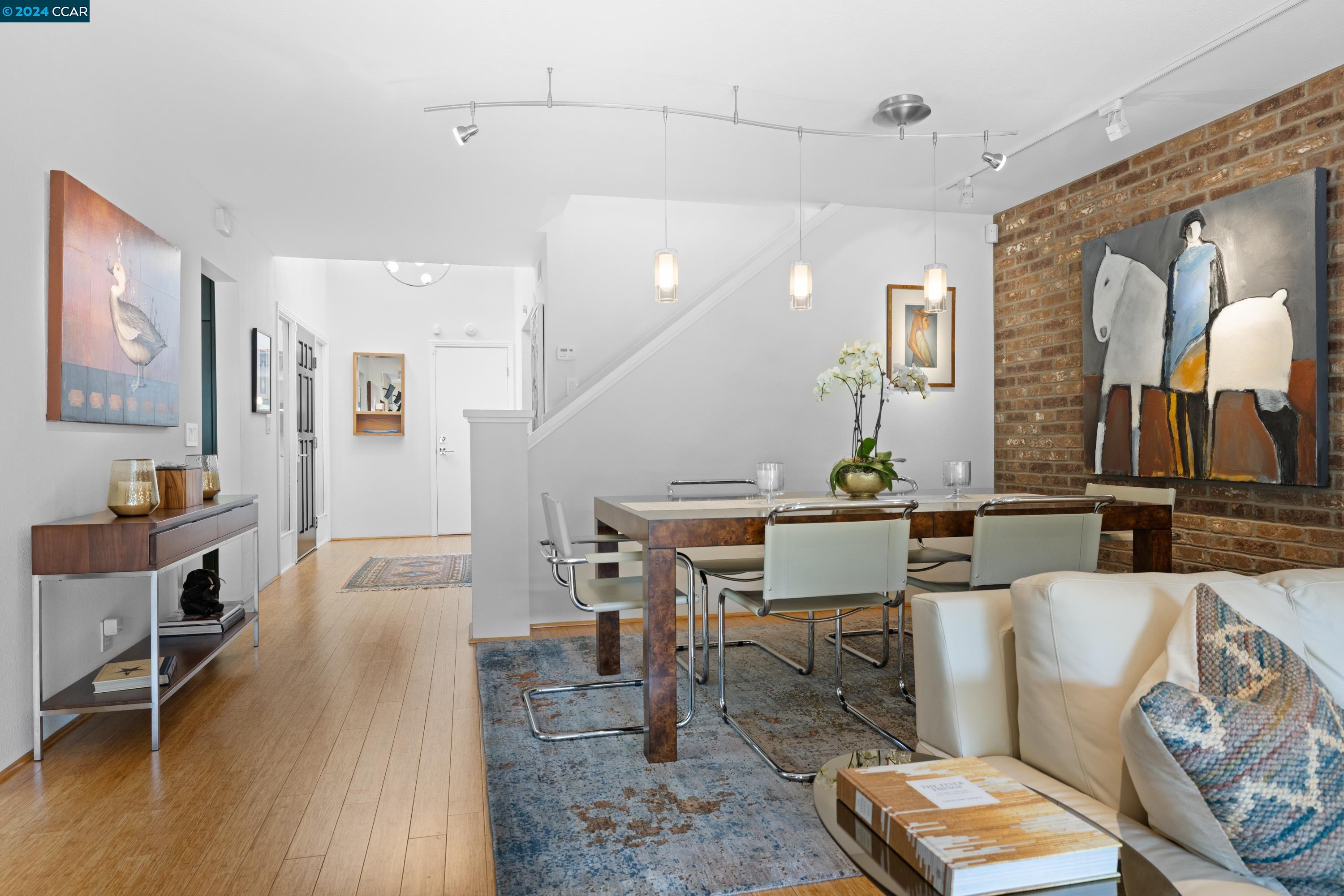 1821 Stratton Circle