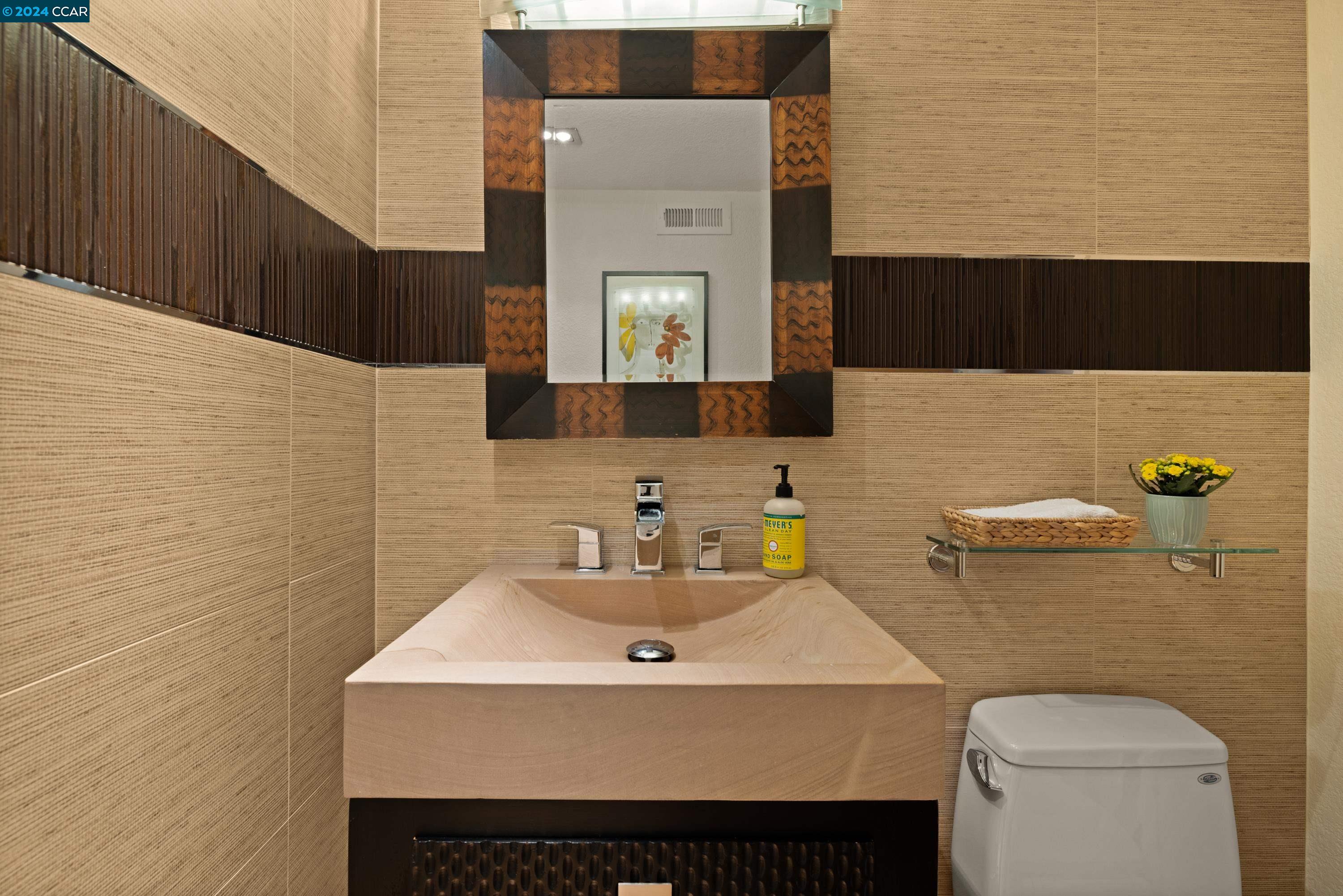 1821 Stratton Circle