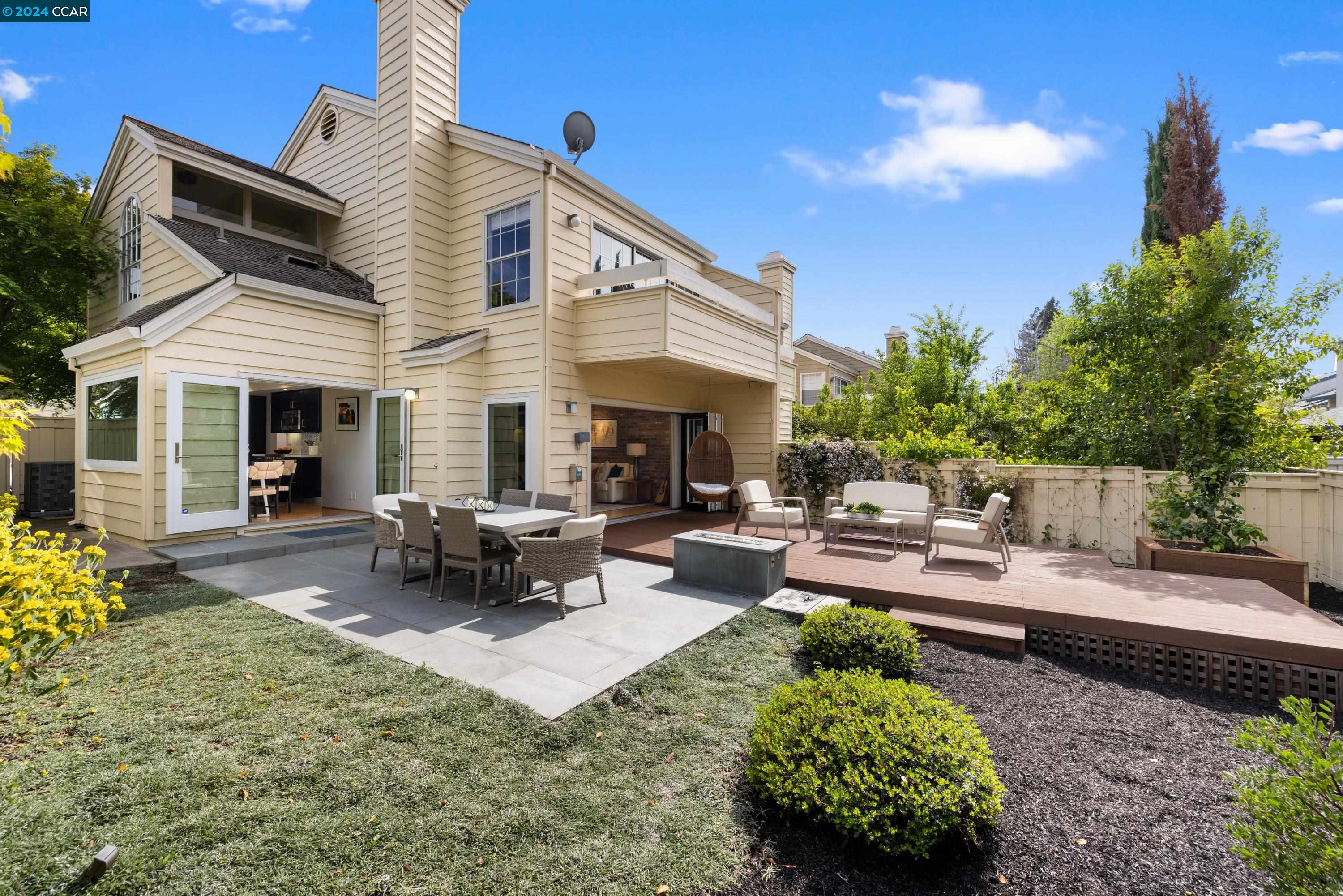 1821 Stratton Circle