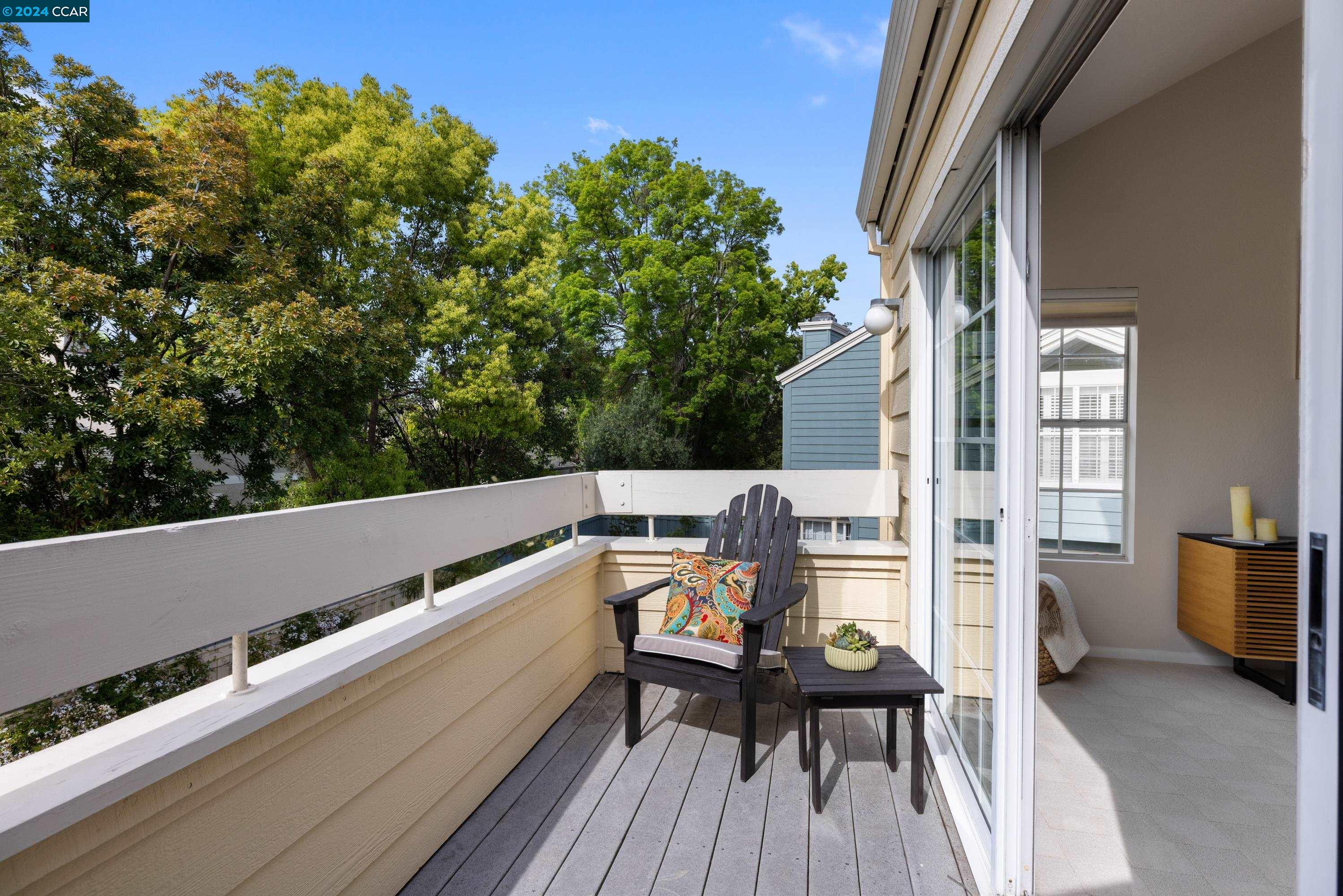 1821 Stratton Circle