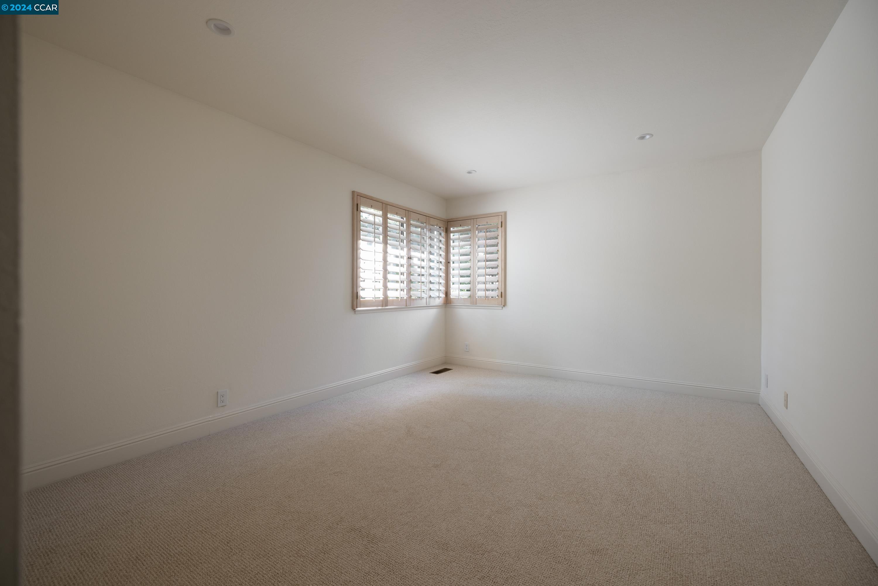 166 Ravenhill Road