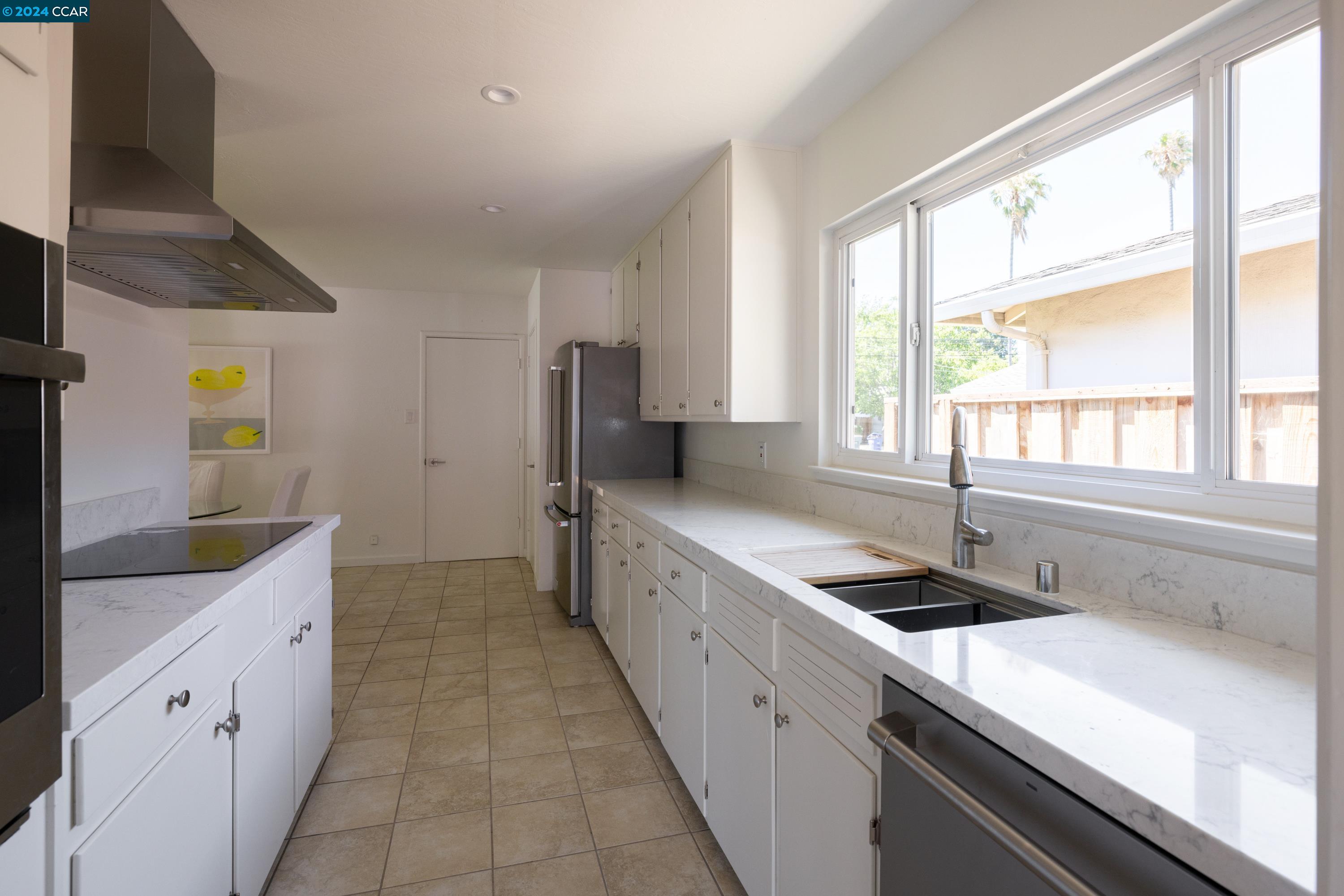 1156 Carey Drive