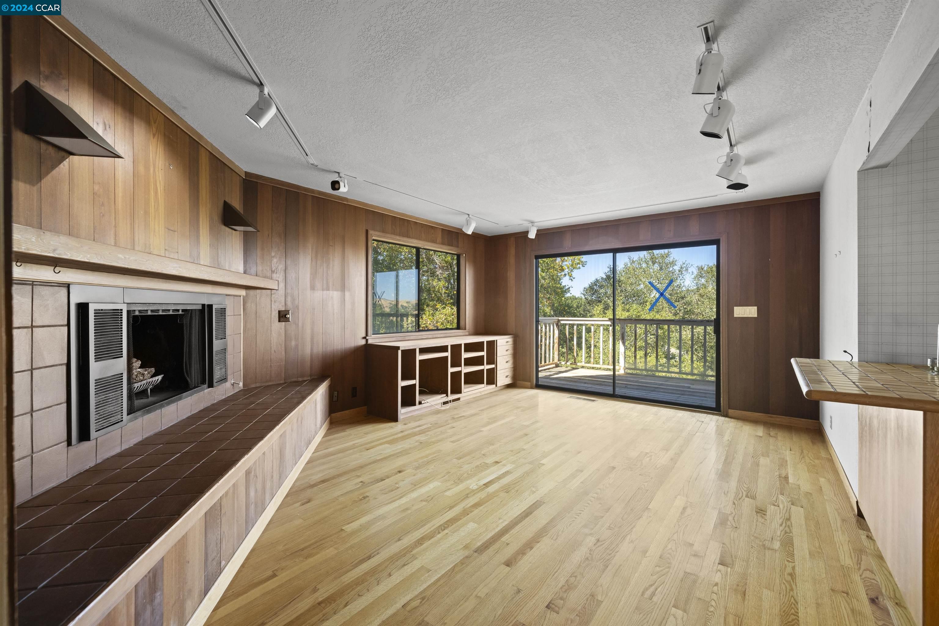 80 Tappan Lane