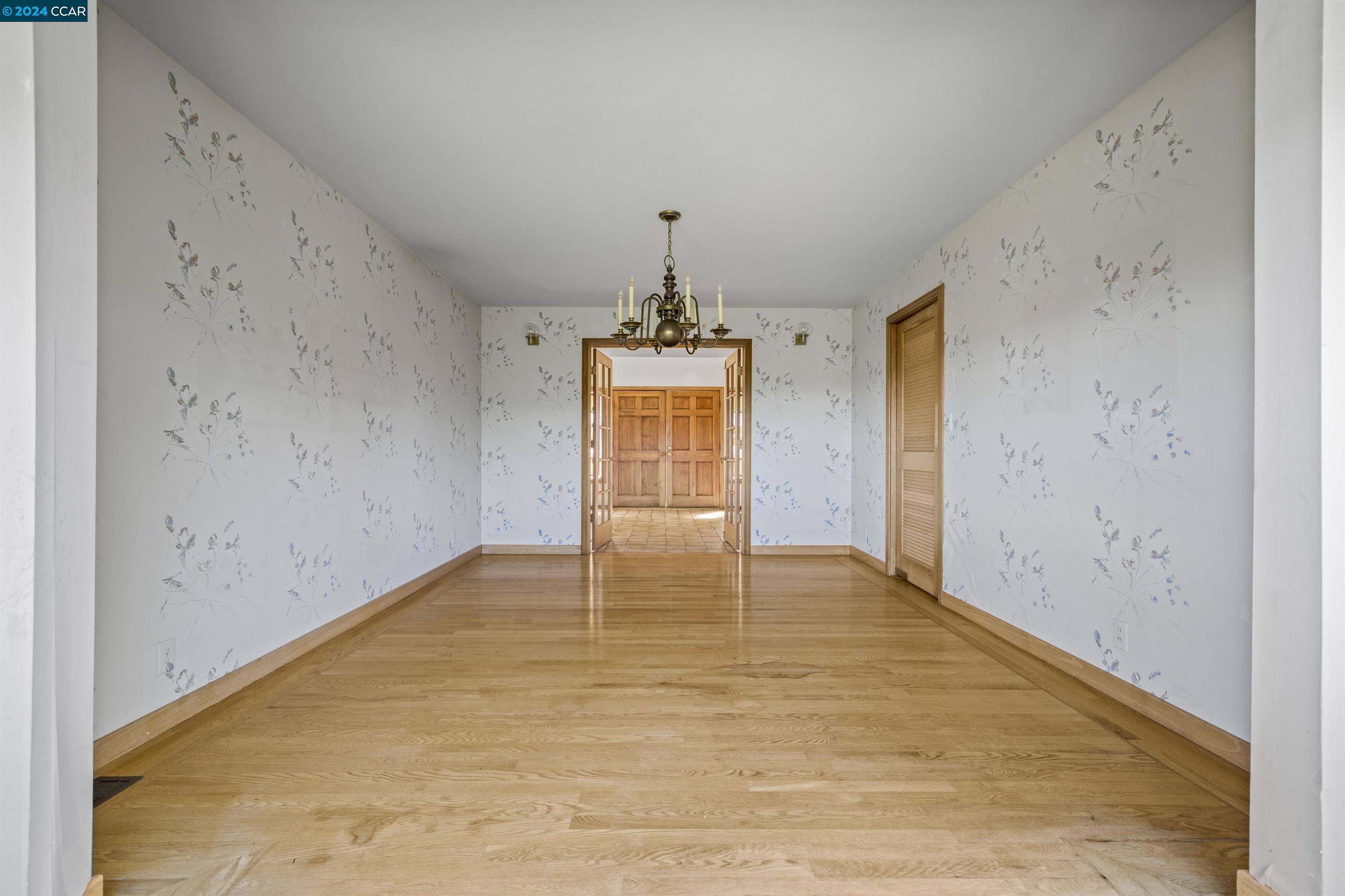 80 Tappan Lane