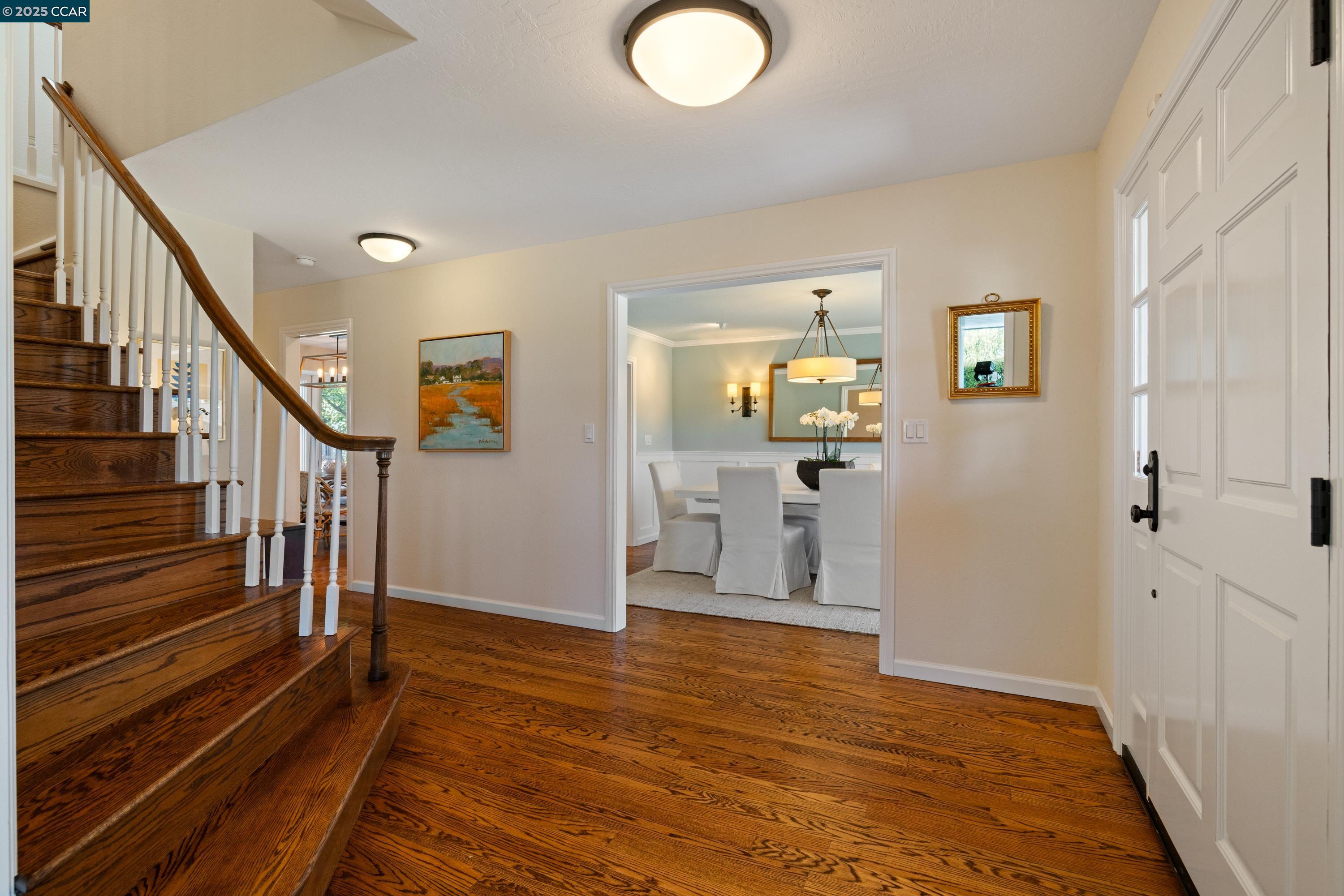 1103 Country Club Dr