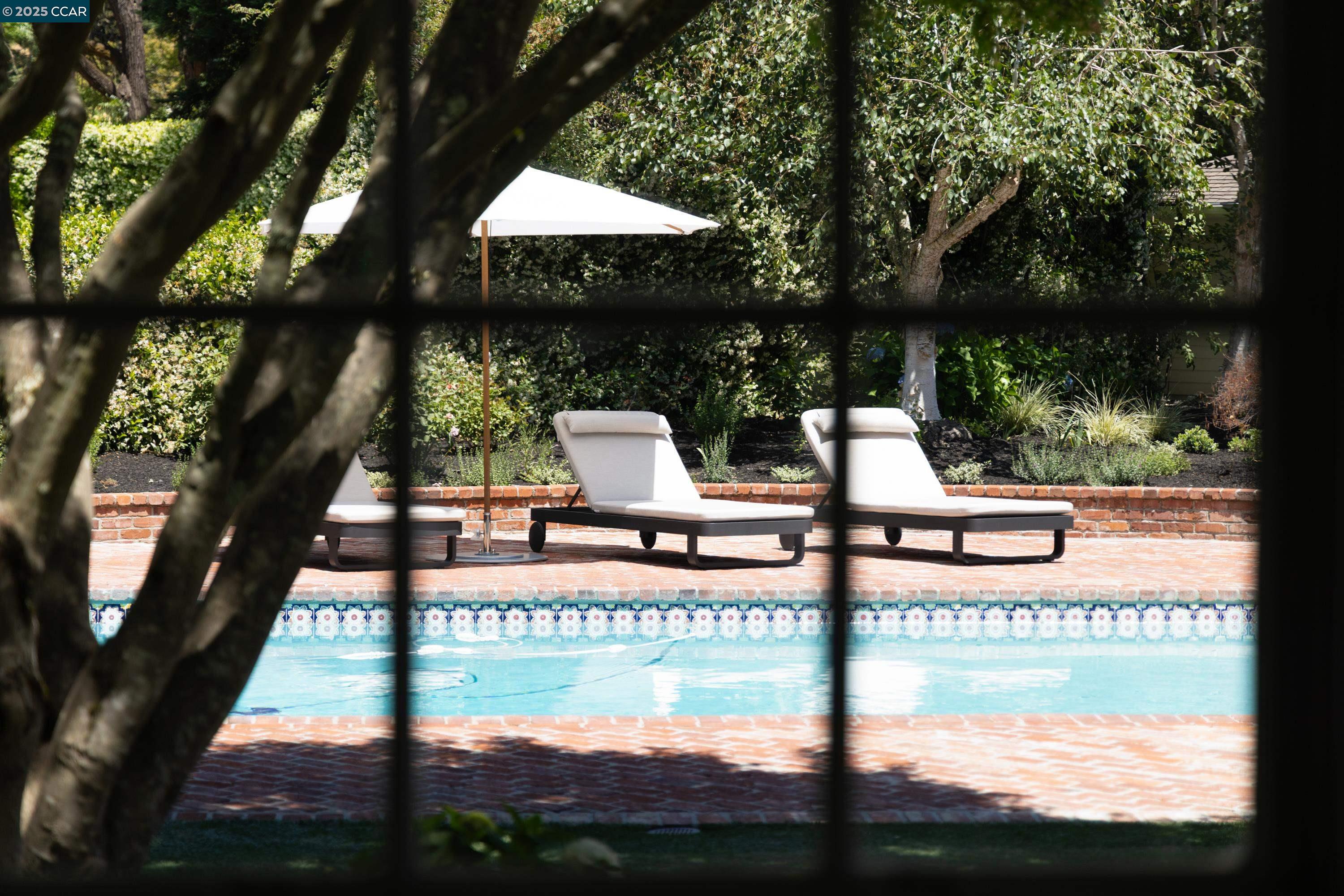 3828 Happy Valley Road