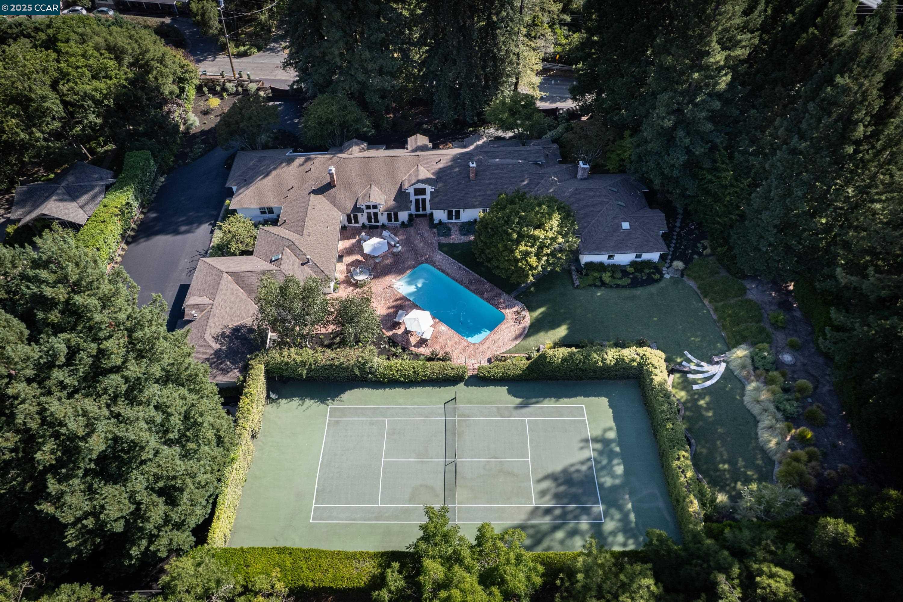 3828 Happy Valley Road