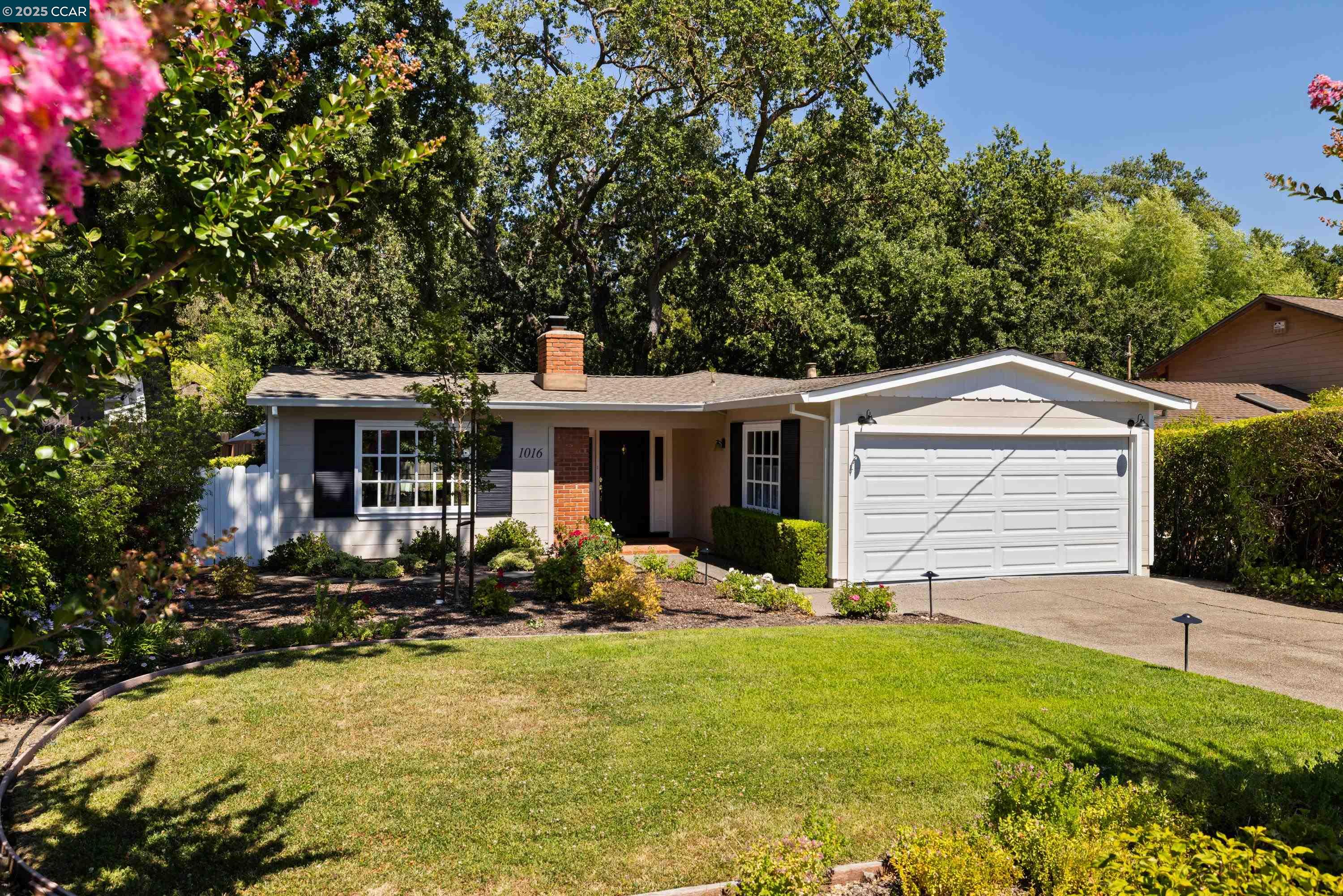 1016 Dyer Dr.