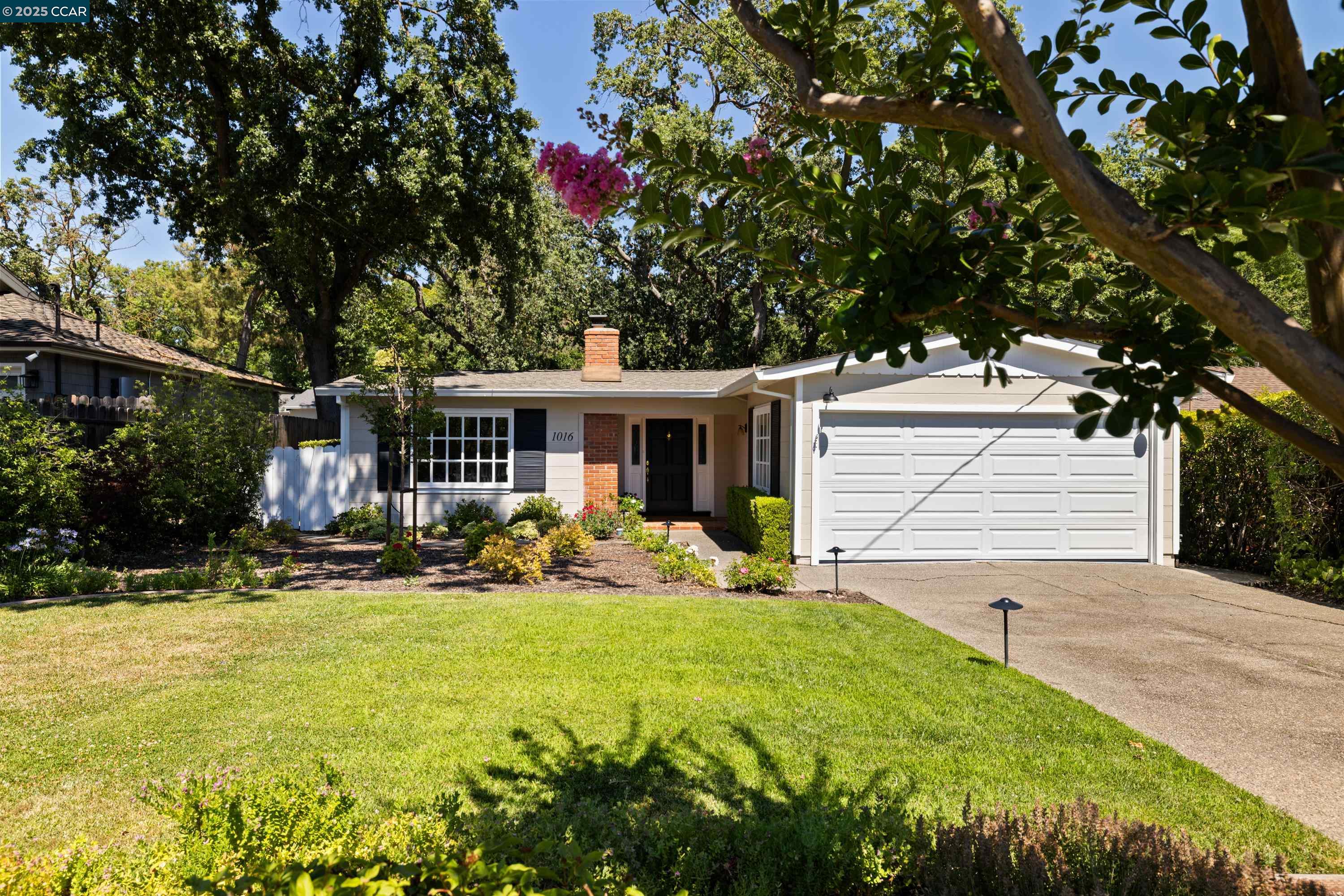 1016 Dyer Dr.