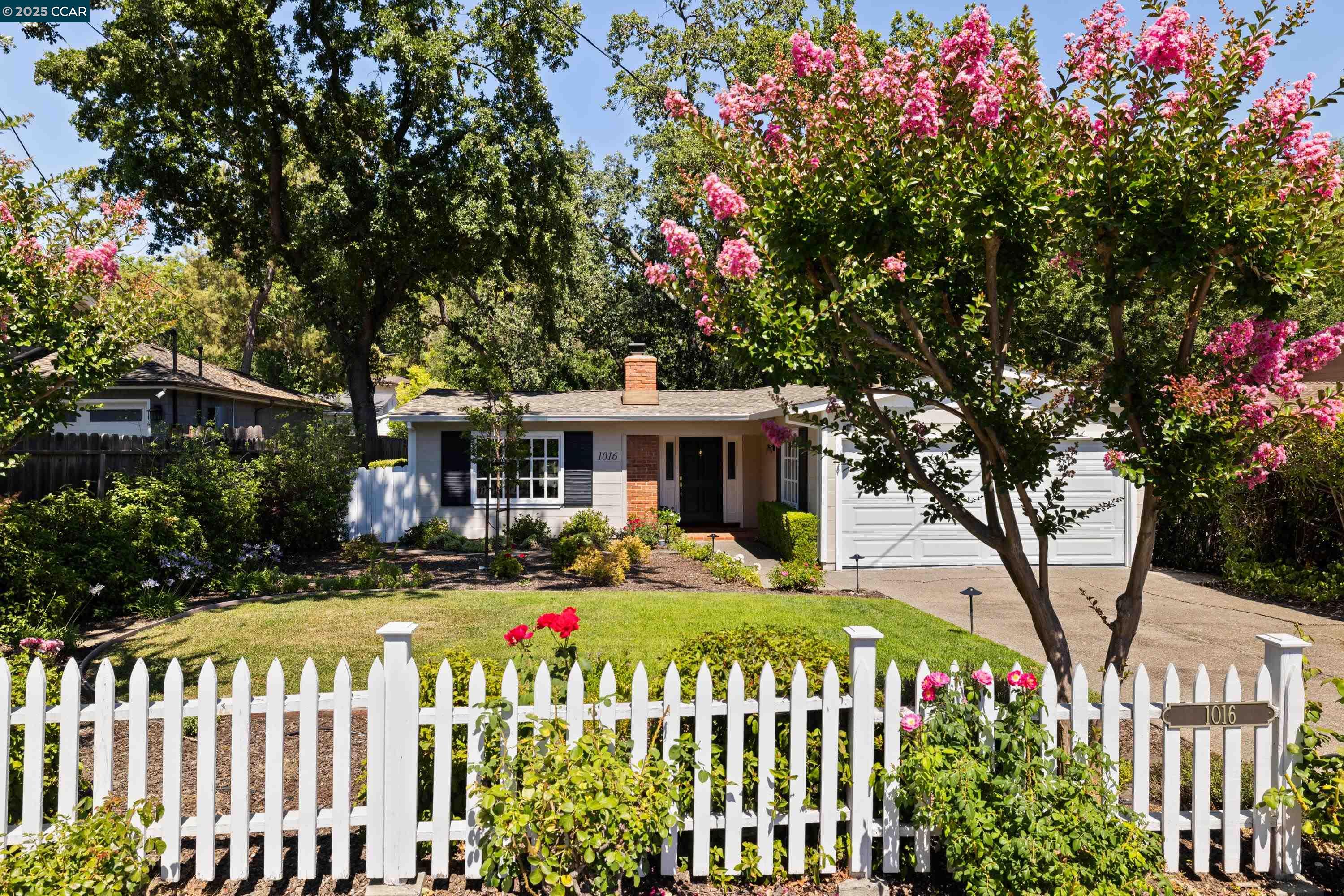 1016 Dyer Dr.